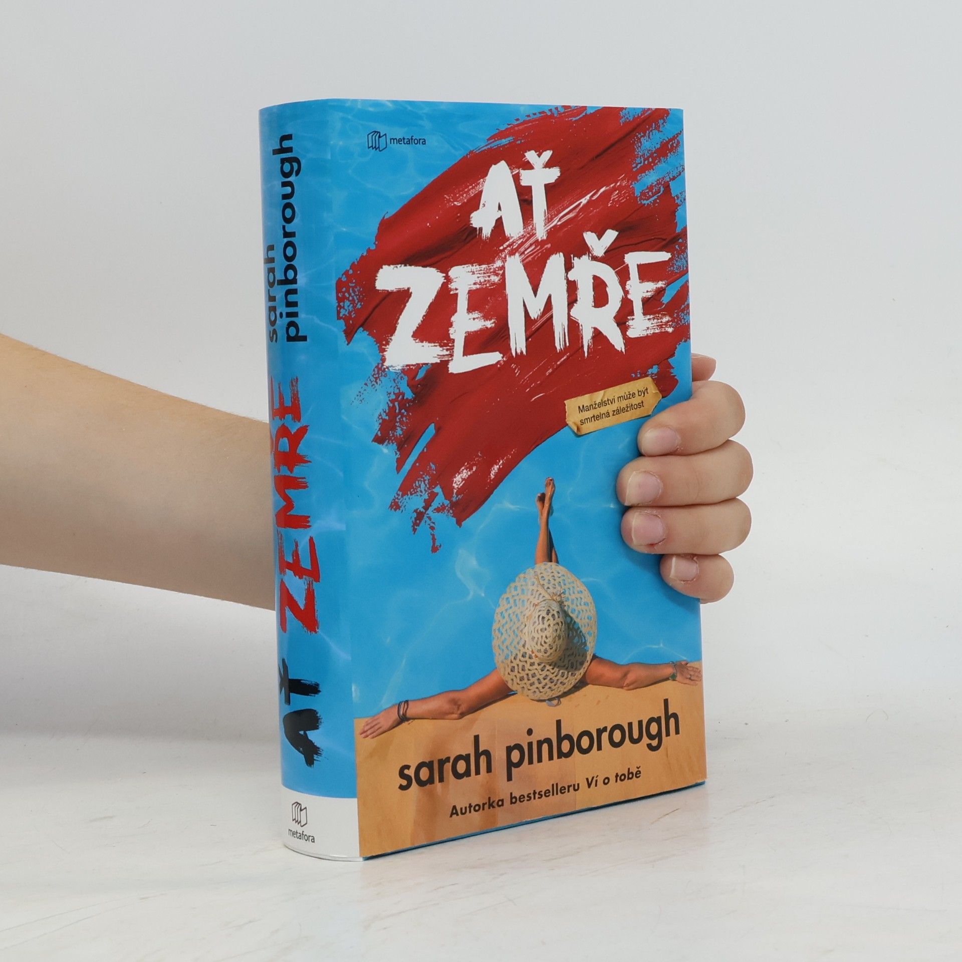Sarah Pinborough Ať zemře