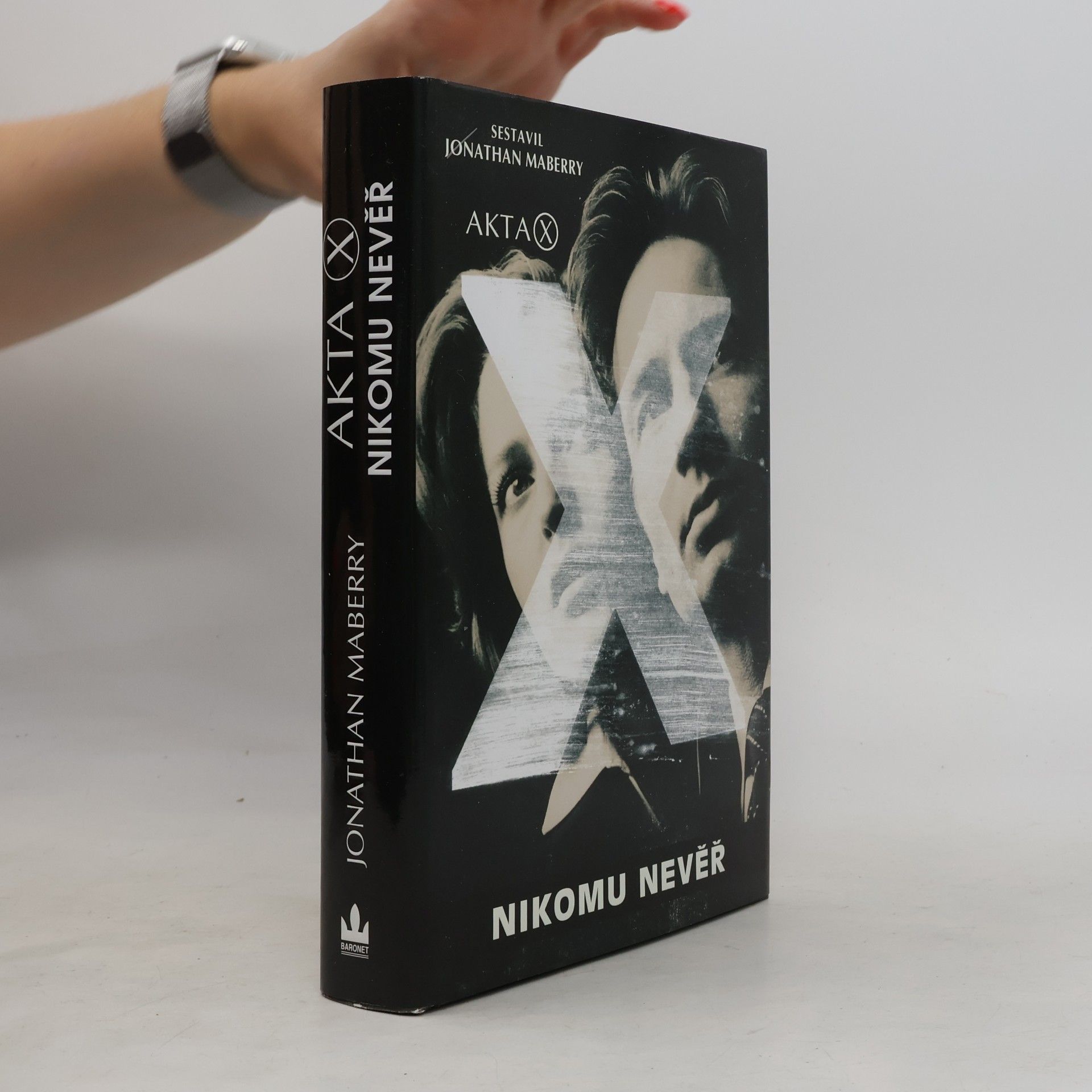 Akta X - Nikomu nevěř