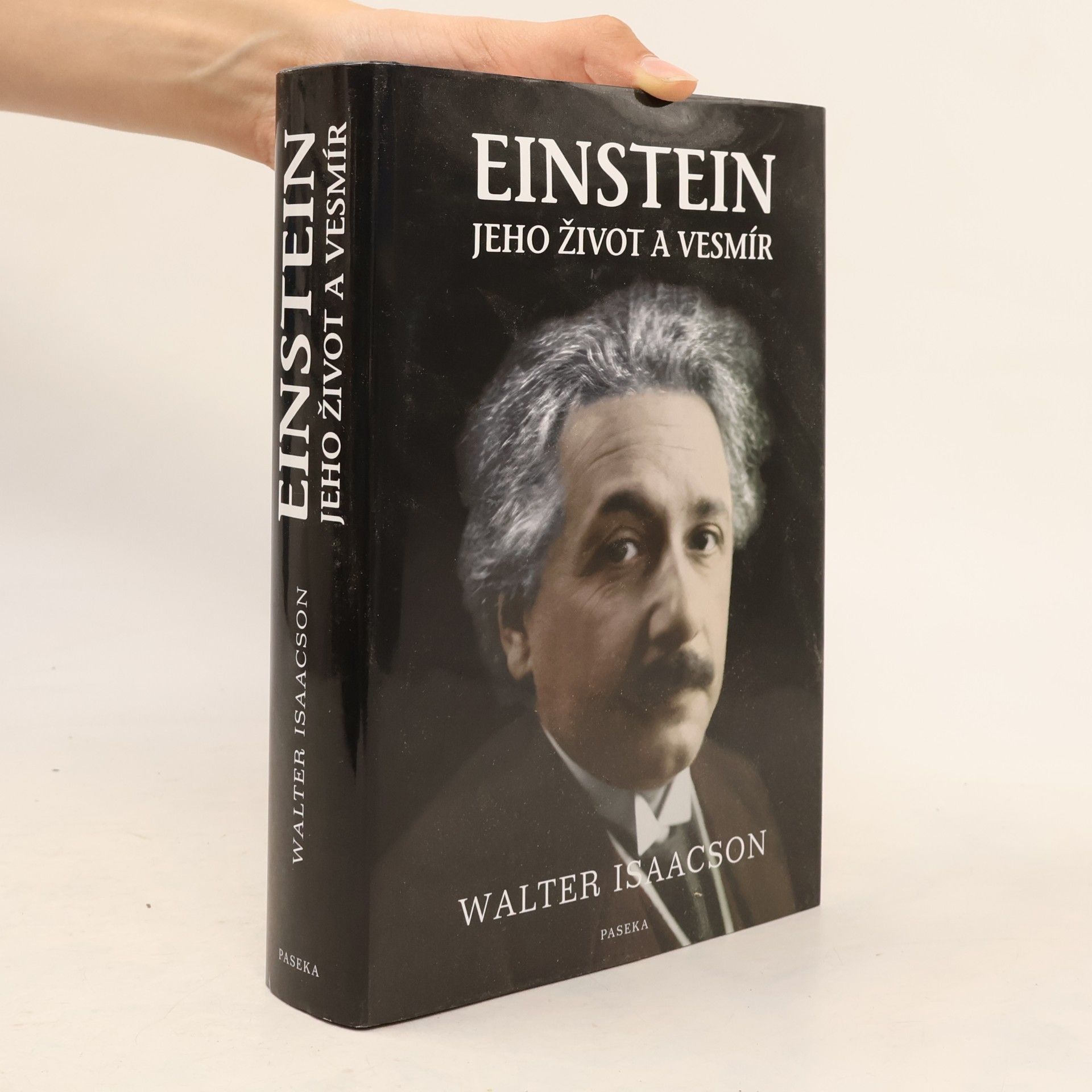 Walter Isaacson Einstein: jeho život a vesmír