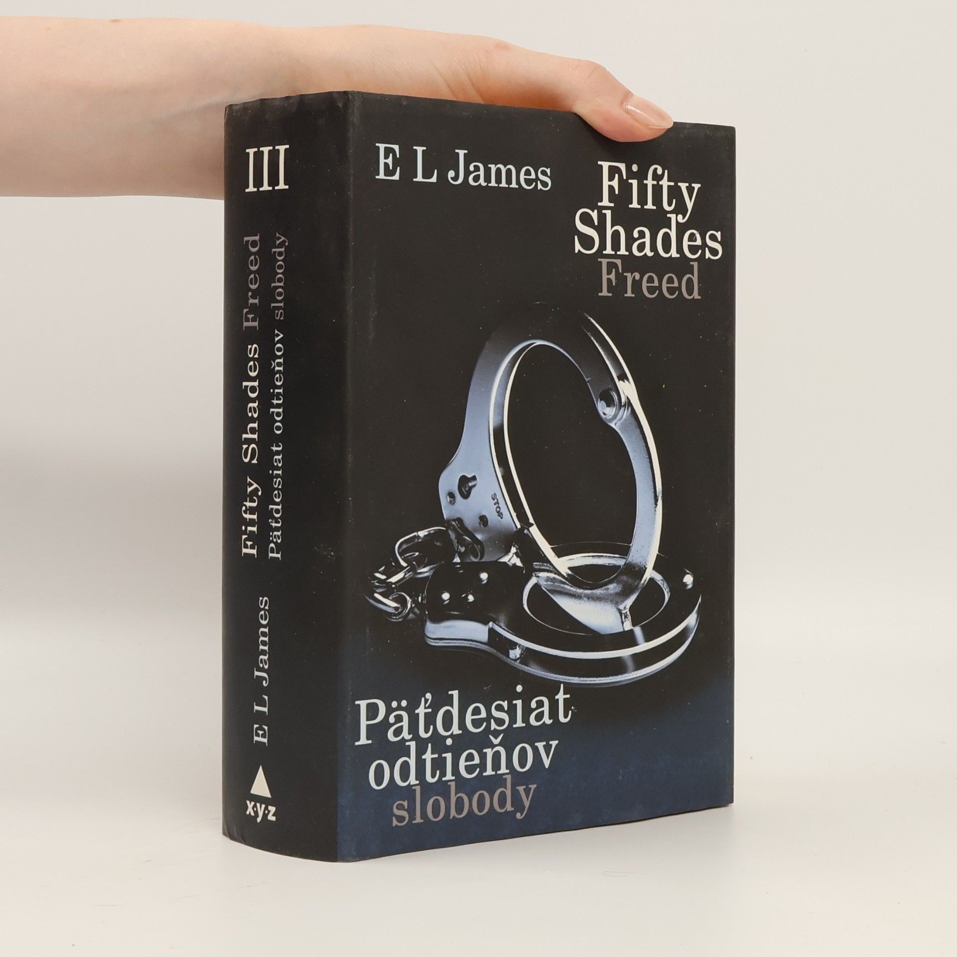 E. L. James Päťdesiat odtieňov slobody