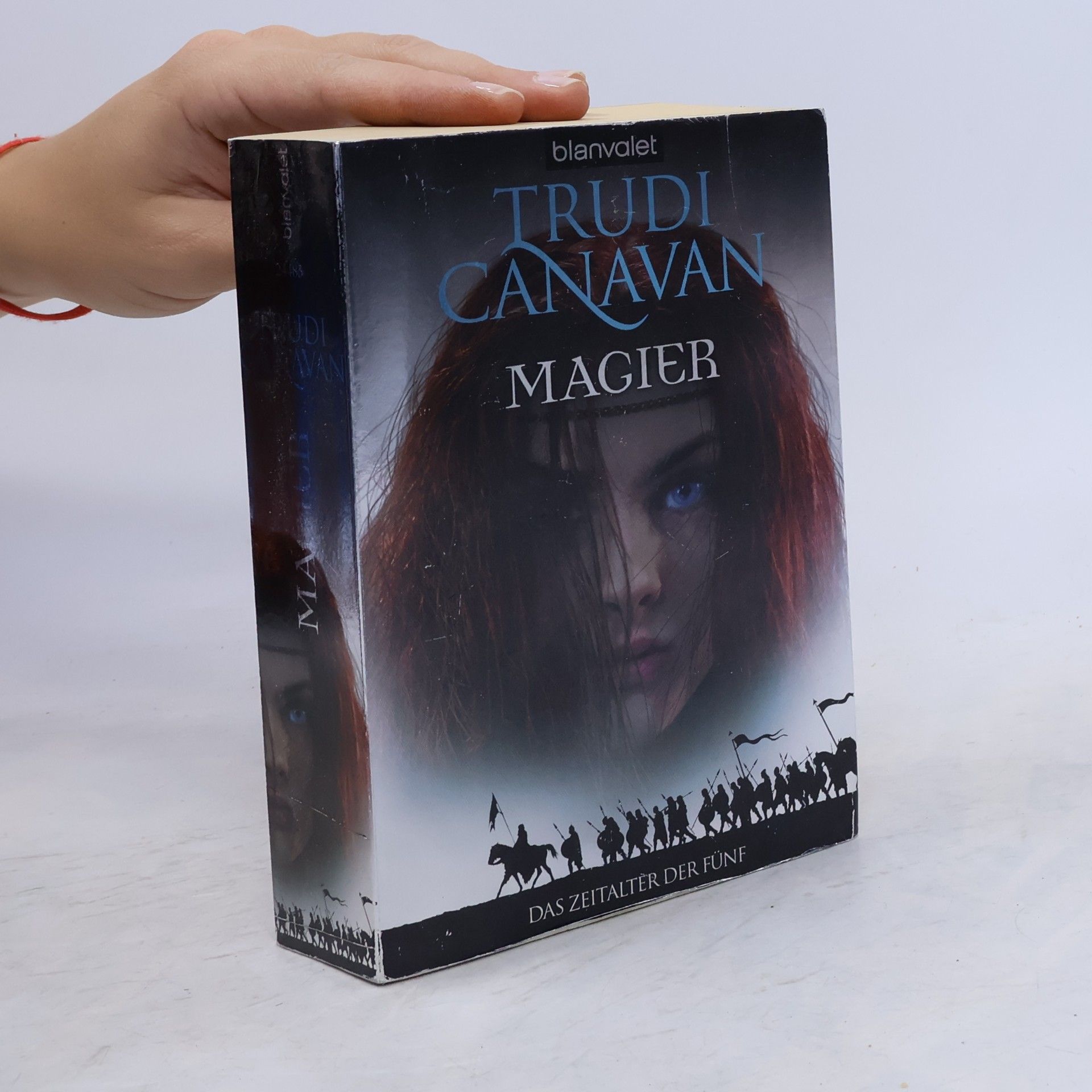 Trudi Canavan Magier