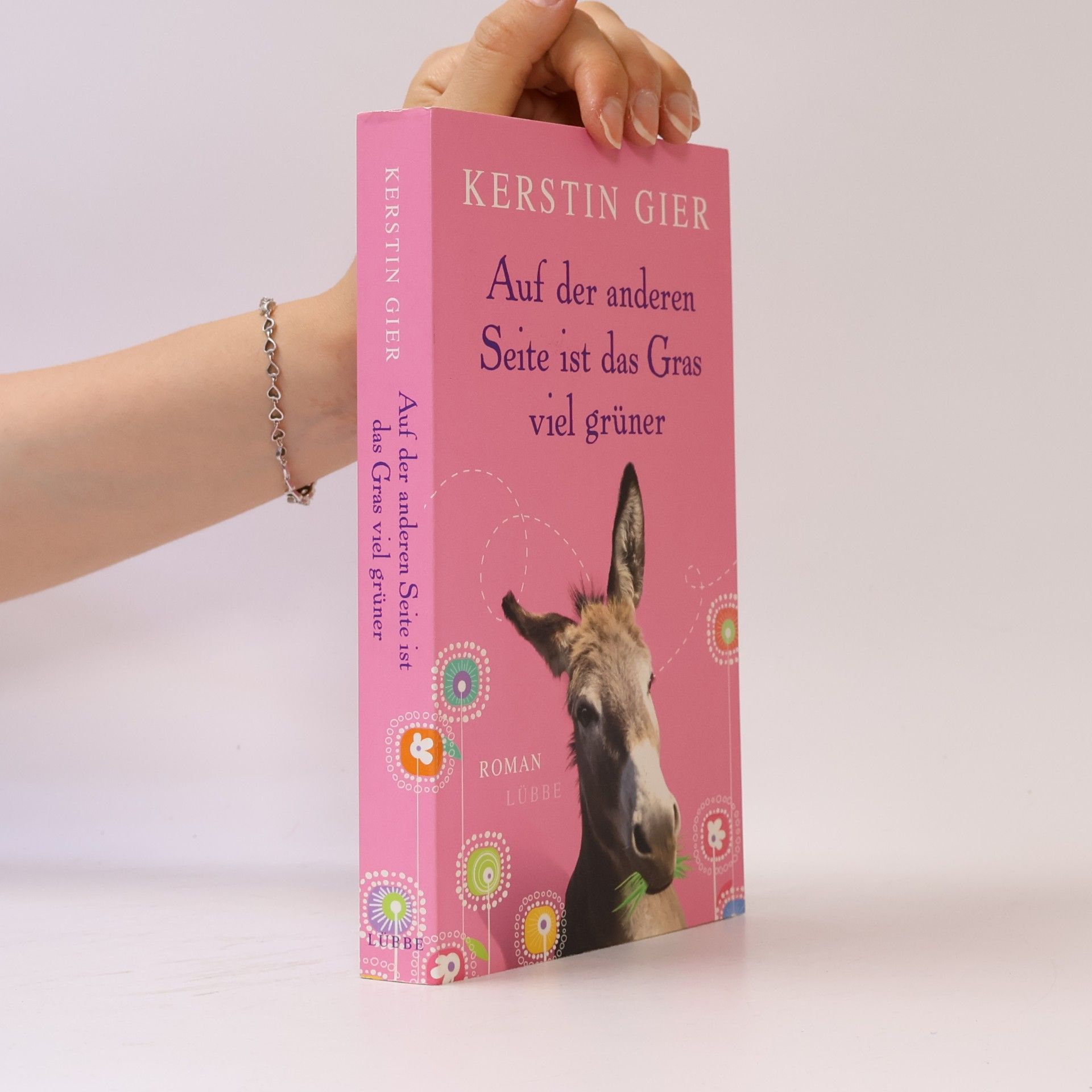Kerstin Gier Auf der anderen seite ist das Gras viel grüner