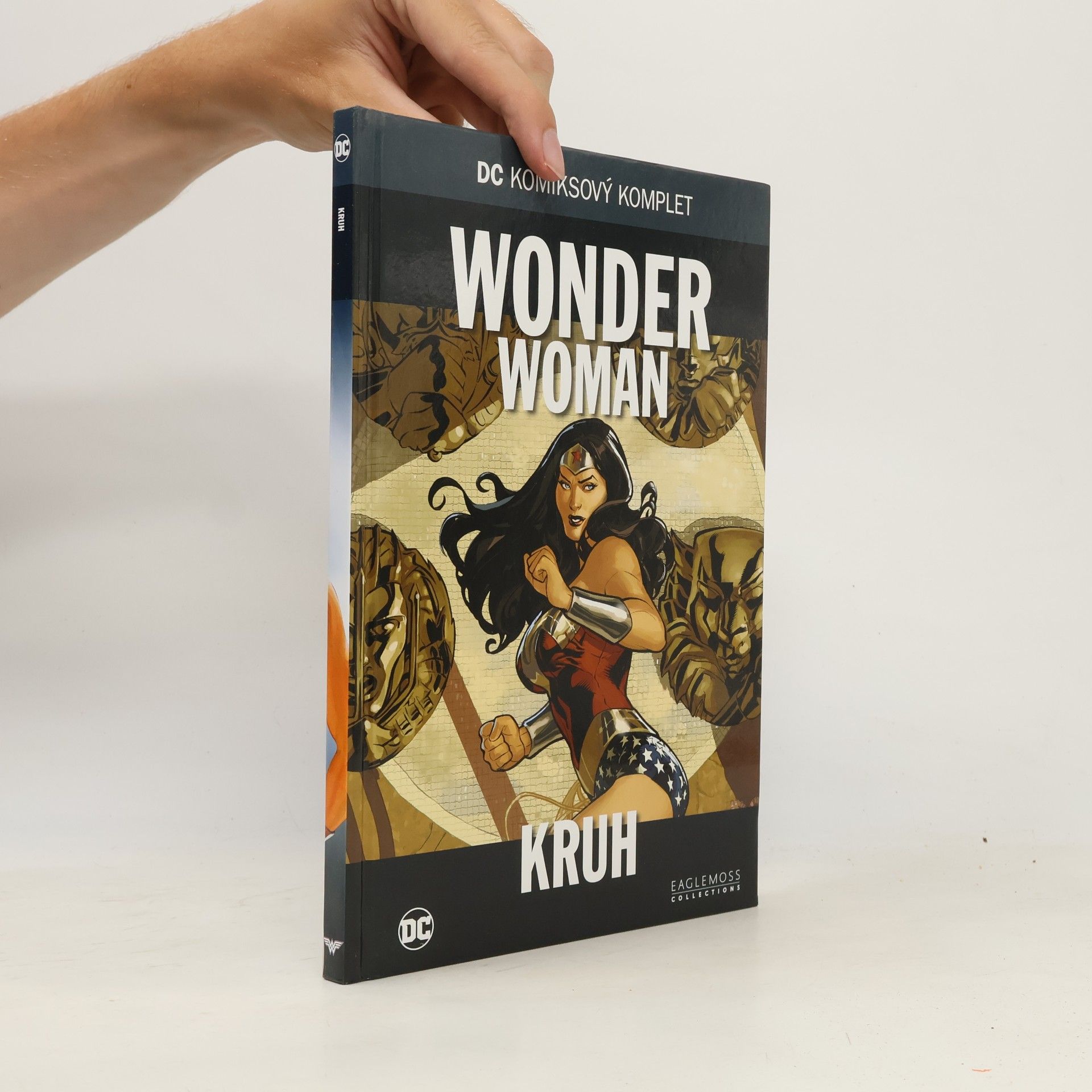 Kolektiv autorů Wonder Woman. Kruh