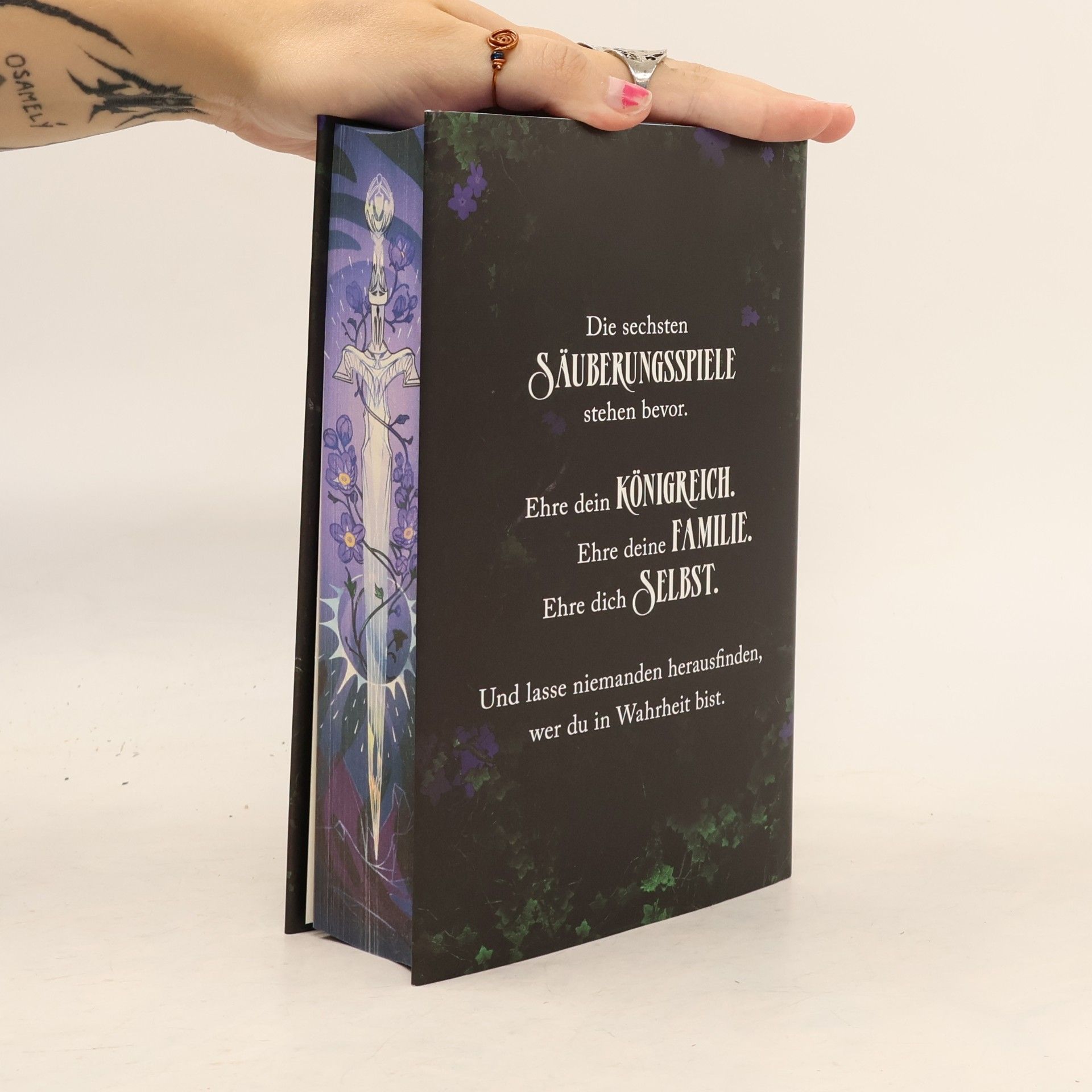 Lauren Roberts Powerless: Das Spiel