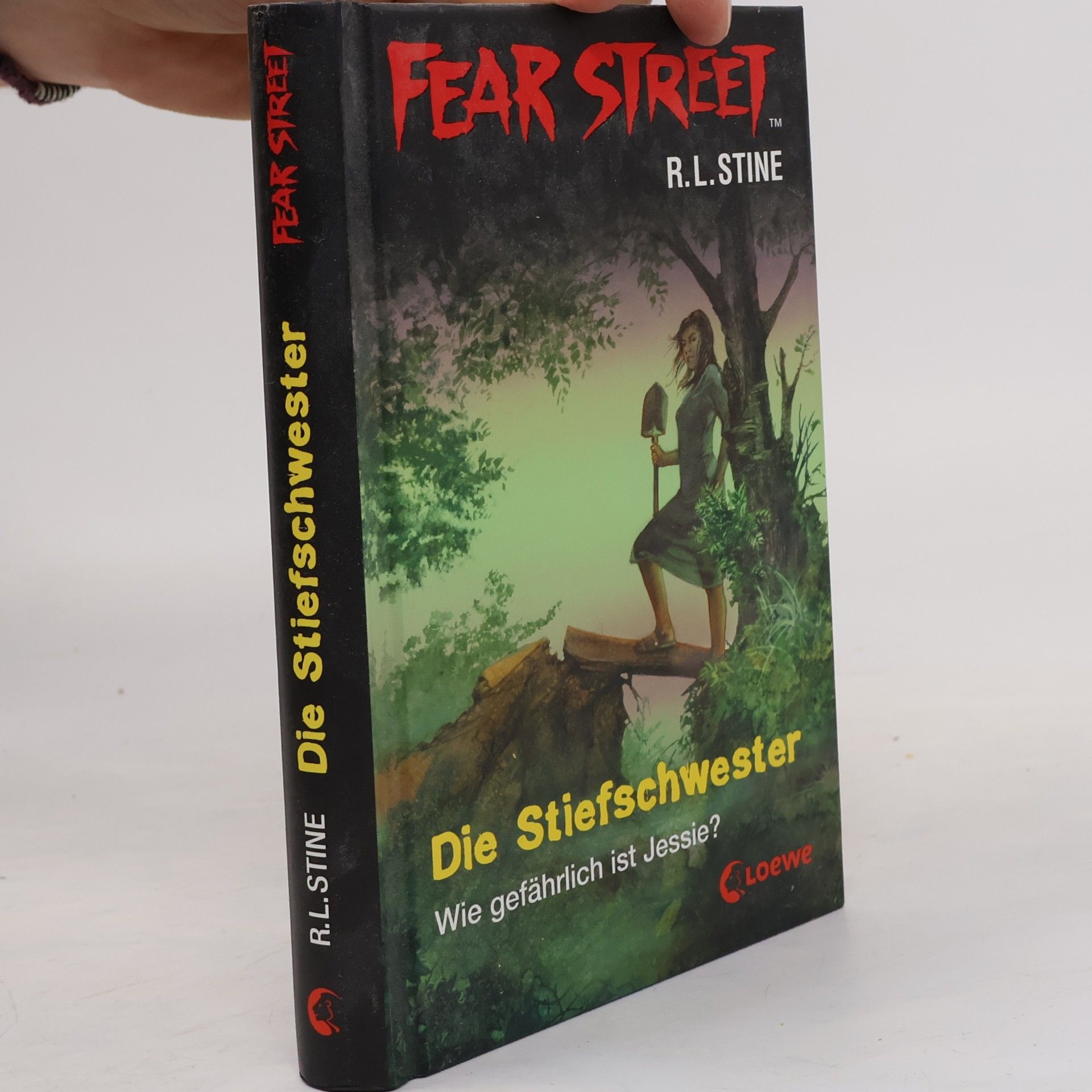 R. L. Stine Fear Street. Die Stiefschwester.