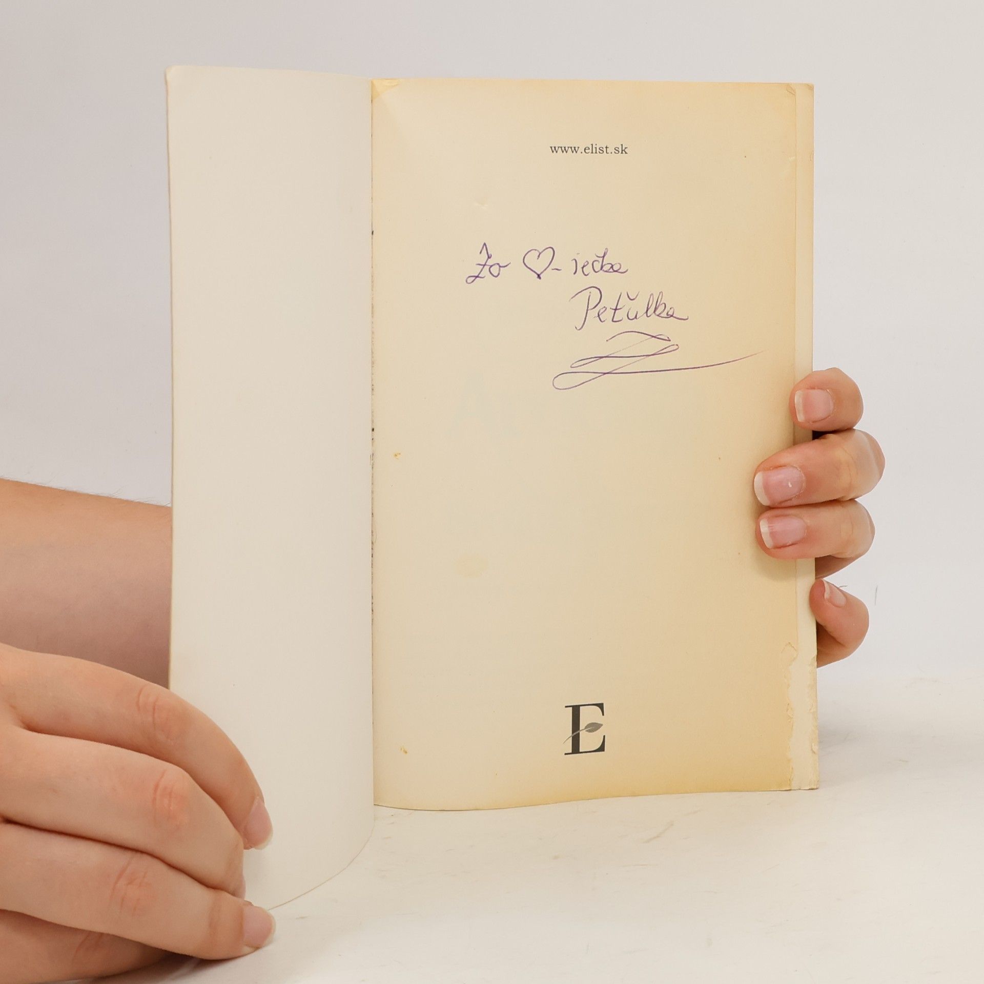 Petronela Stachová Ardónia – svetlo a temnota
