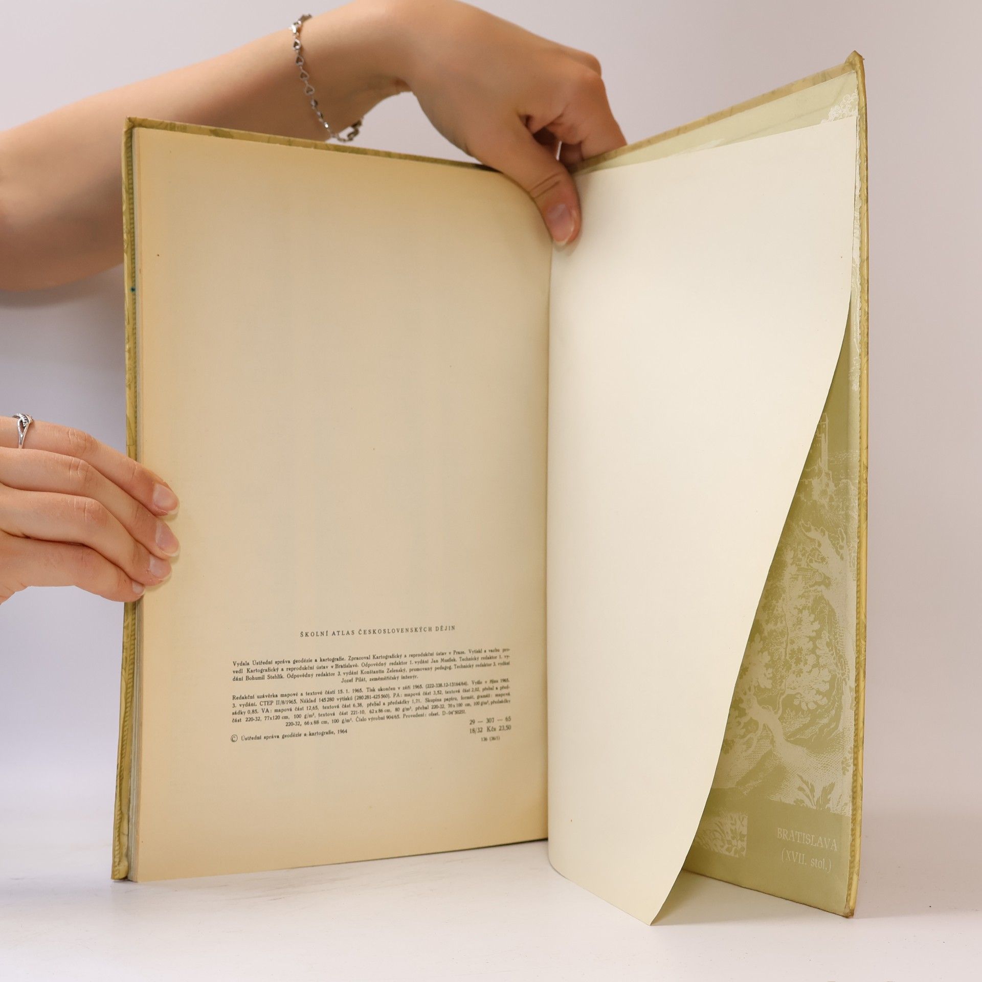 AA.VV. Školní atlas československých dějin