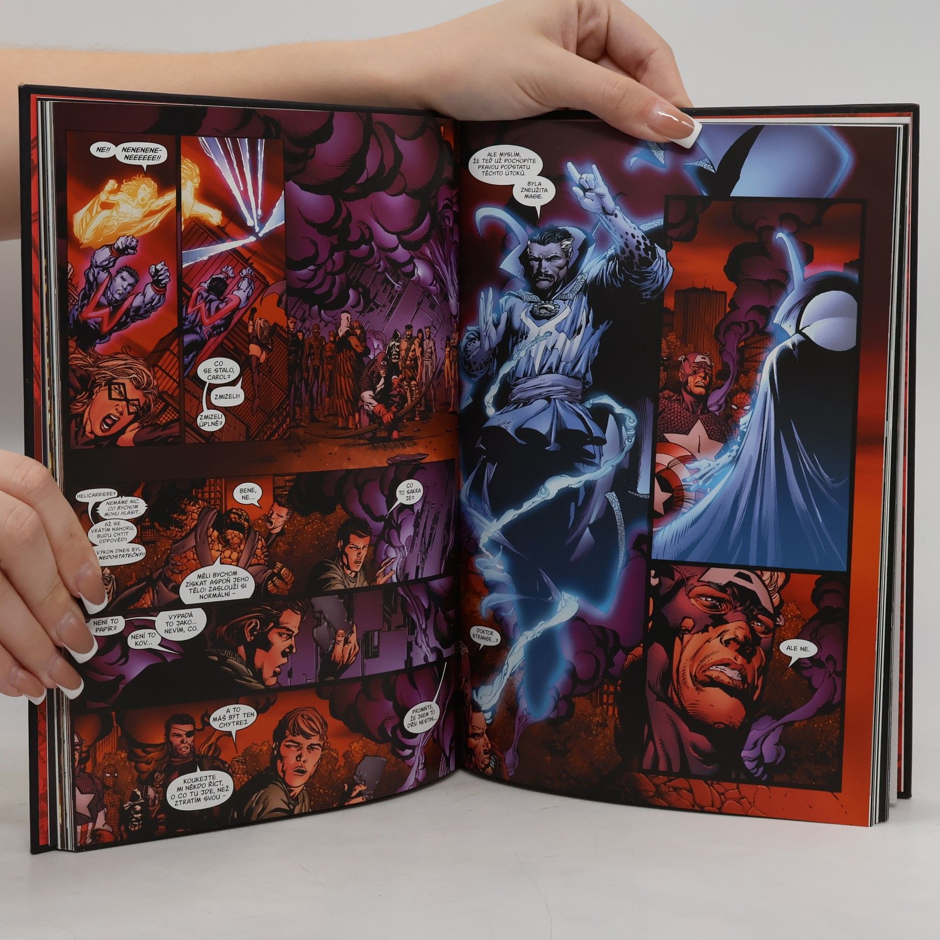 Brian Michael Bendis Ultimátní komiksový komplet 34. Avengers. Rozpad