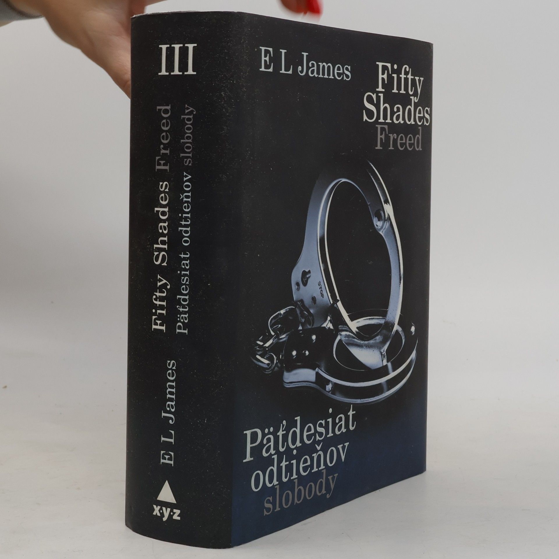 E. L. James Päťdesiat odtieňov slobody
