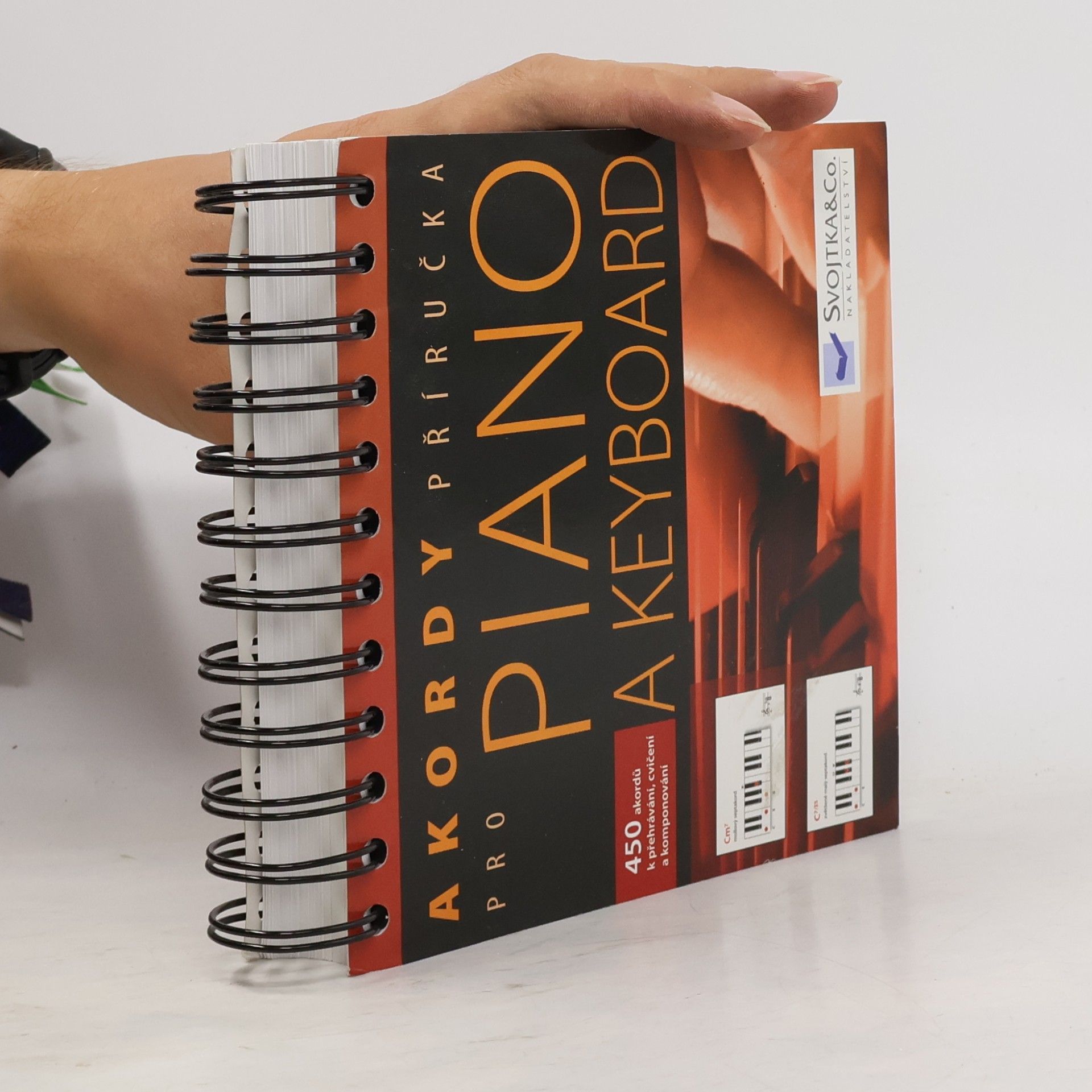 Akordy pro piano a keyboard : příručka