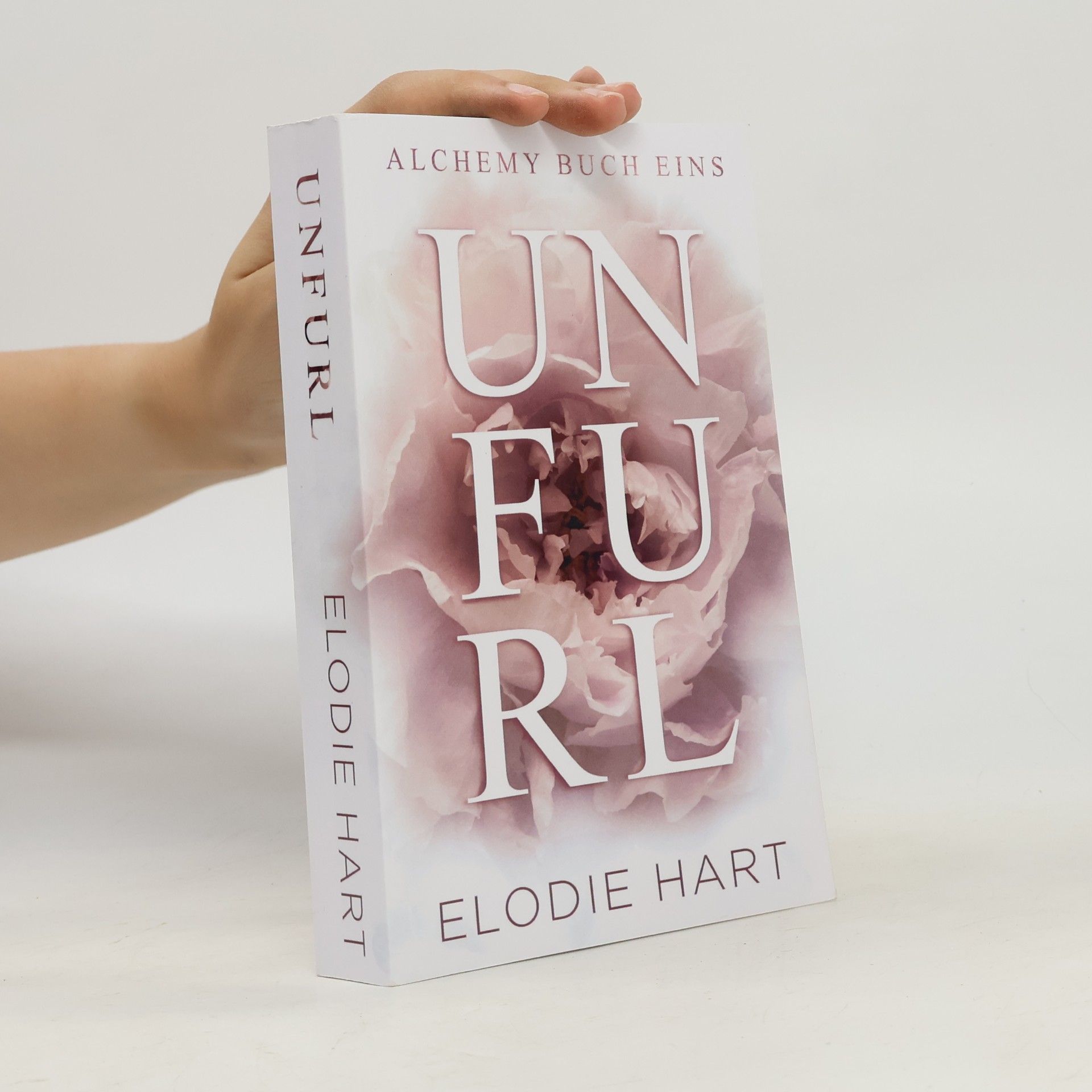 Elodie Hart Unfurl