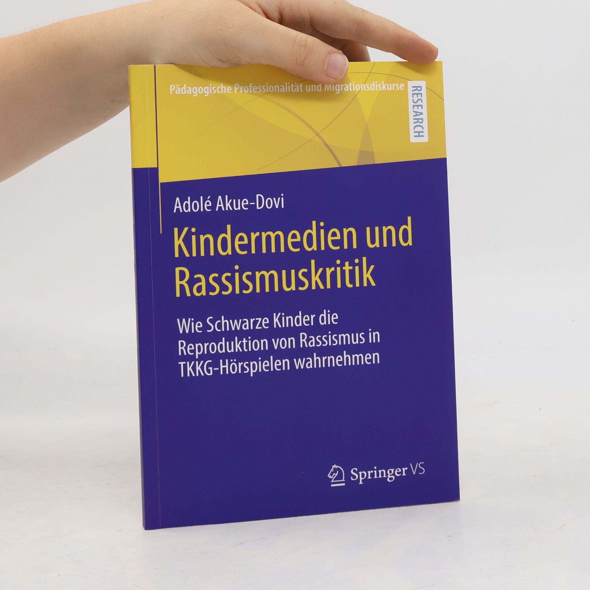 Adolé Akue-Dovi Kindermedien und Rassismuskritik