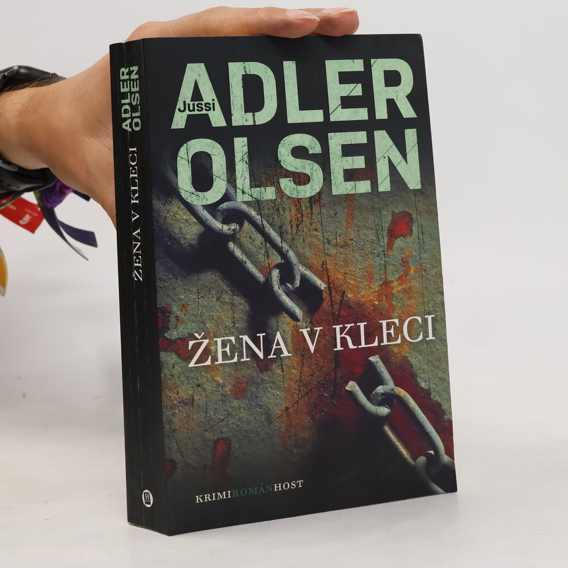 Žena v kleci