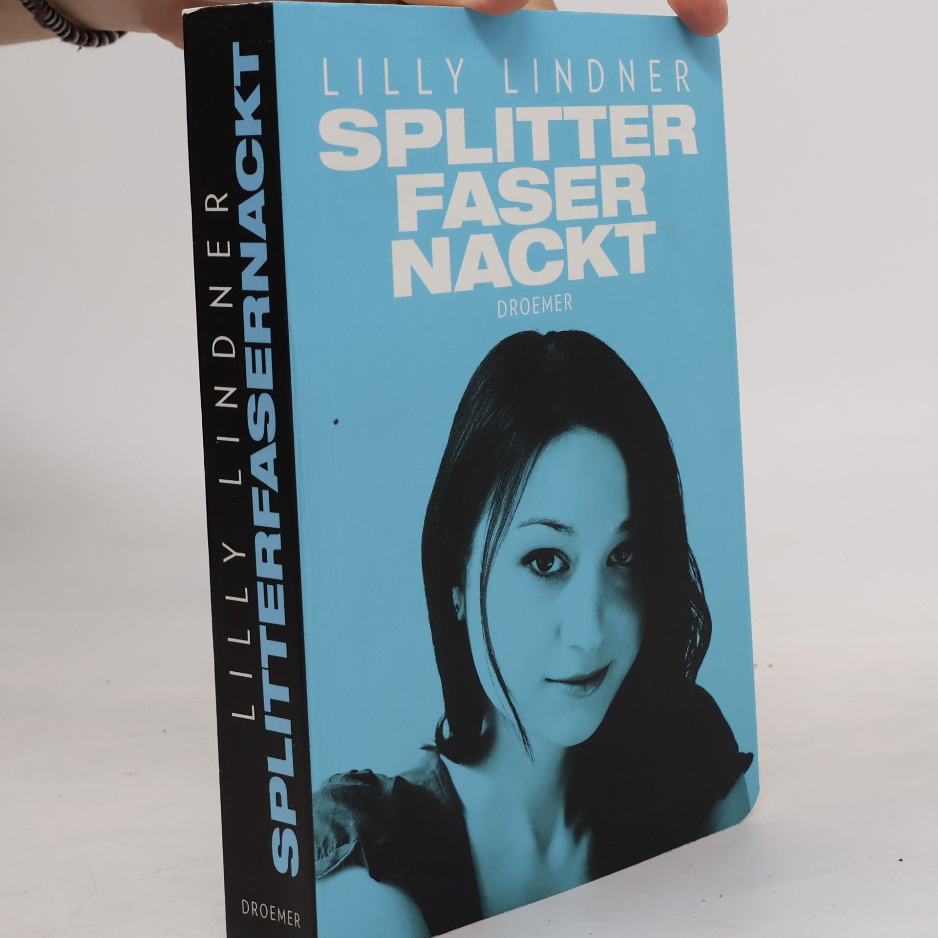 Lilly Lindner Splitterfasernackt