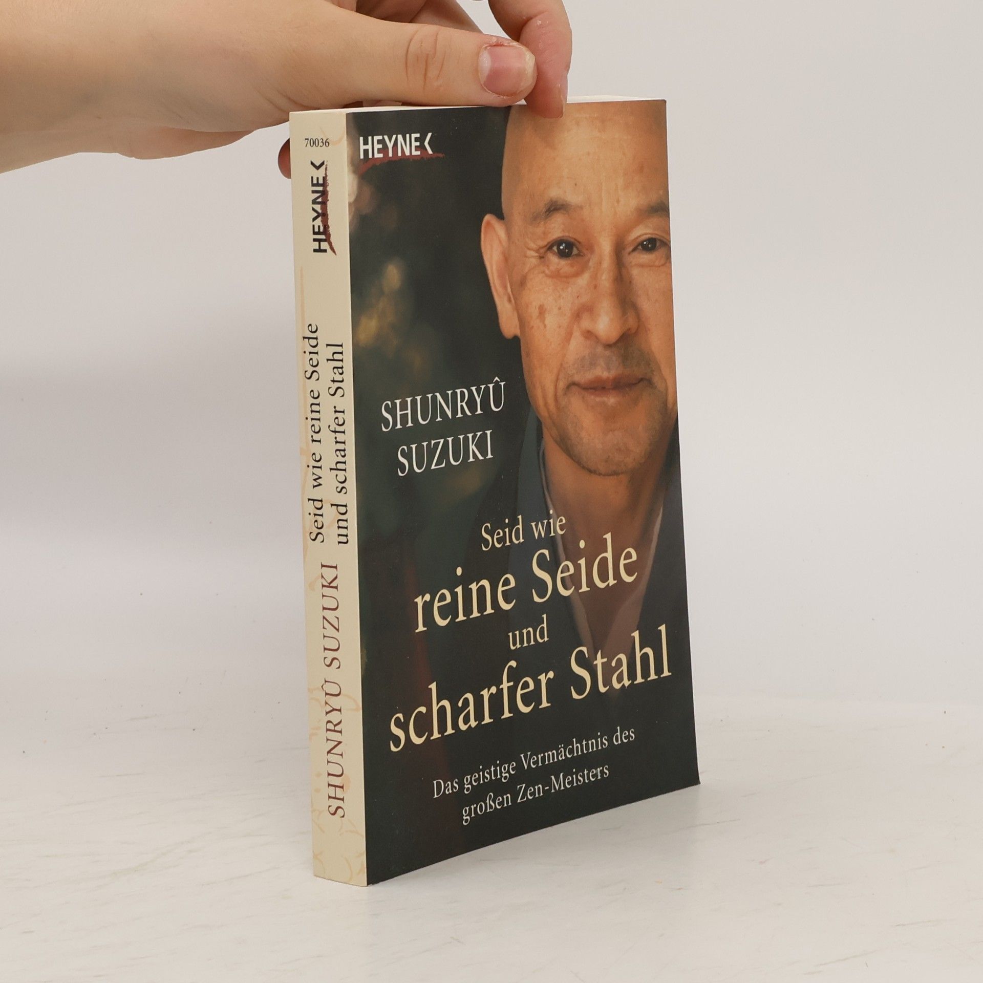 Šunrjú Suzuki Seid wie reine Seide und scharfer Stahl