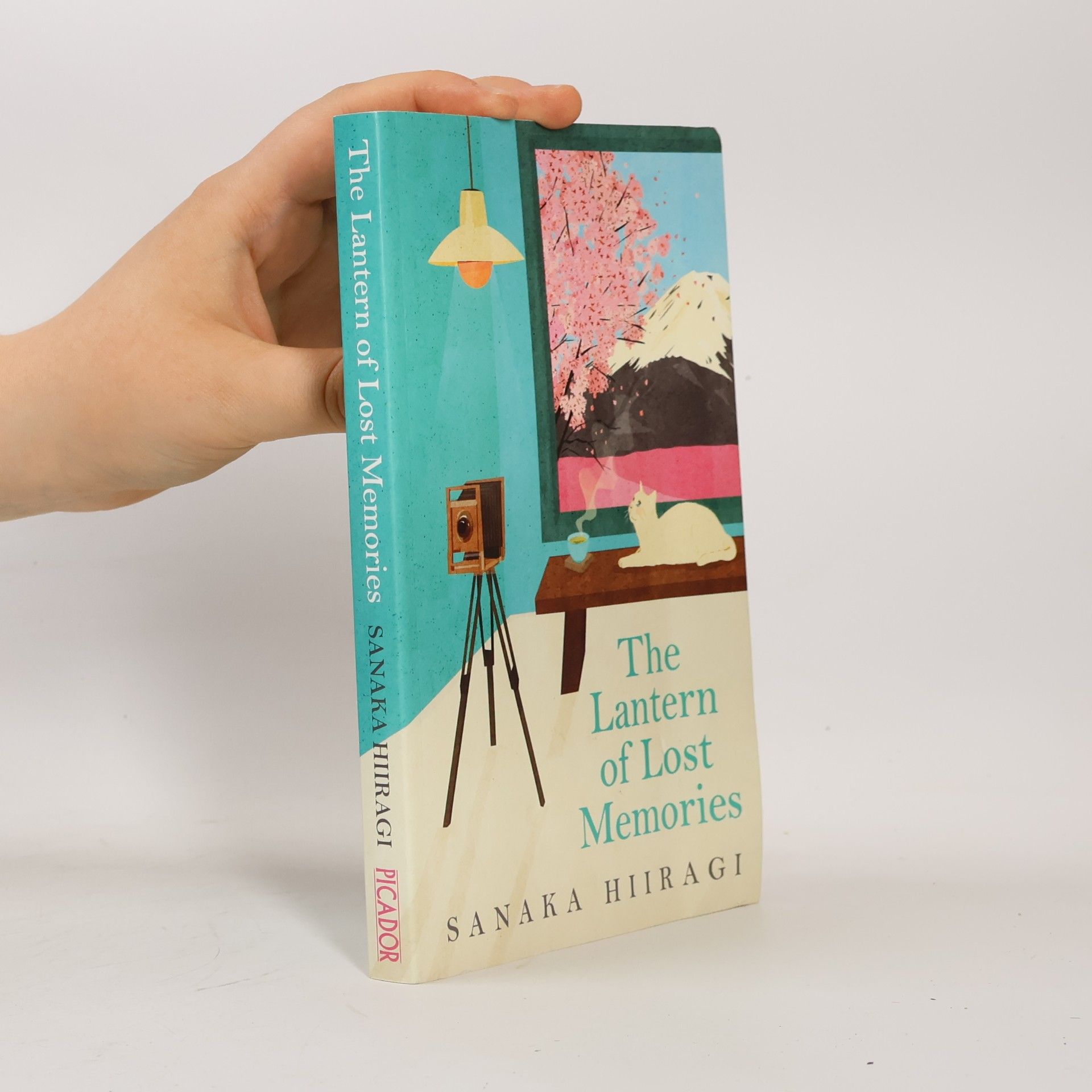 Sanaka Hiiragi The Lantern of Lost Memories: A charming and heartwarming story for fans of cosy Japanese fiction