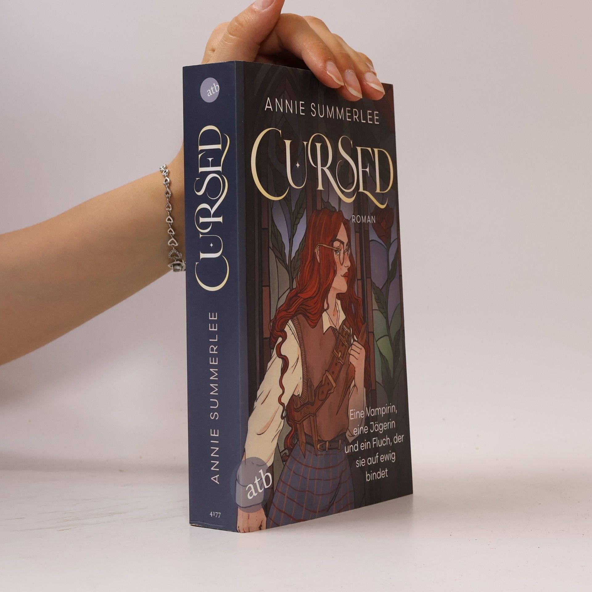 Annie Summerlee Cursed – Eine Vampirin, eine Jägerin und ein Fluch, der sie auf ewig bindet