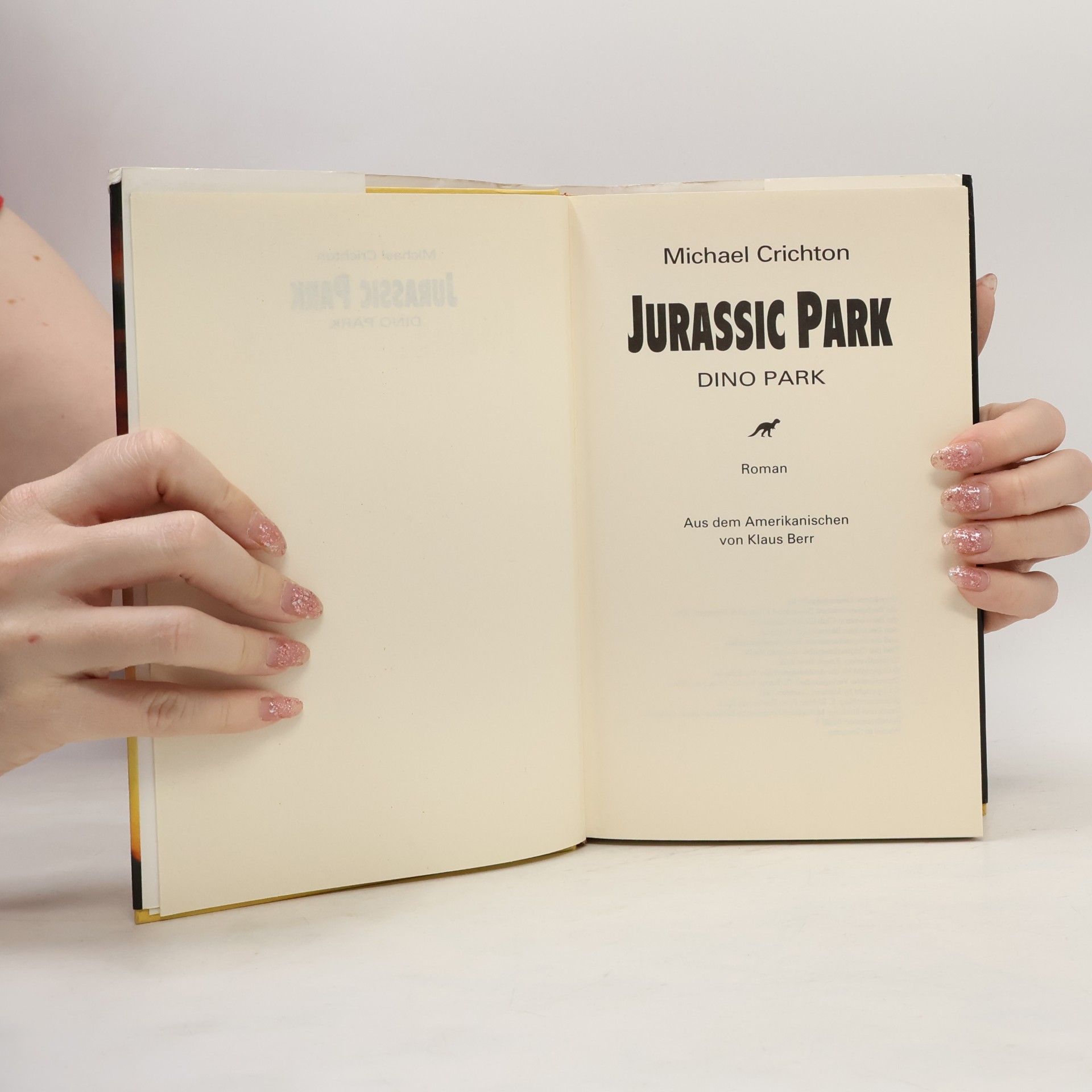 Michael Crichton DinoPark