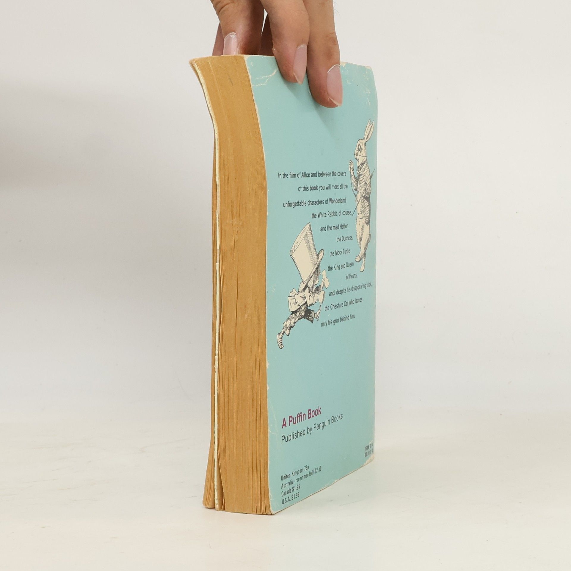 Lewis Carroll Alice's adventures in Wonderland and through the looking glass