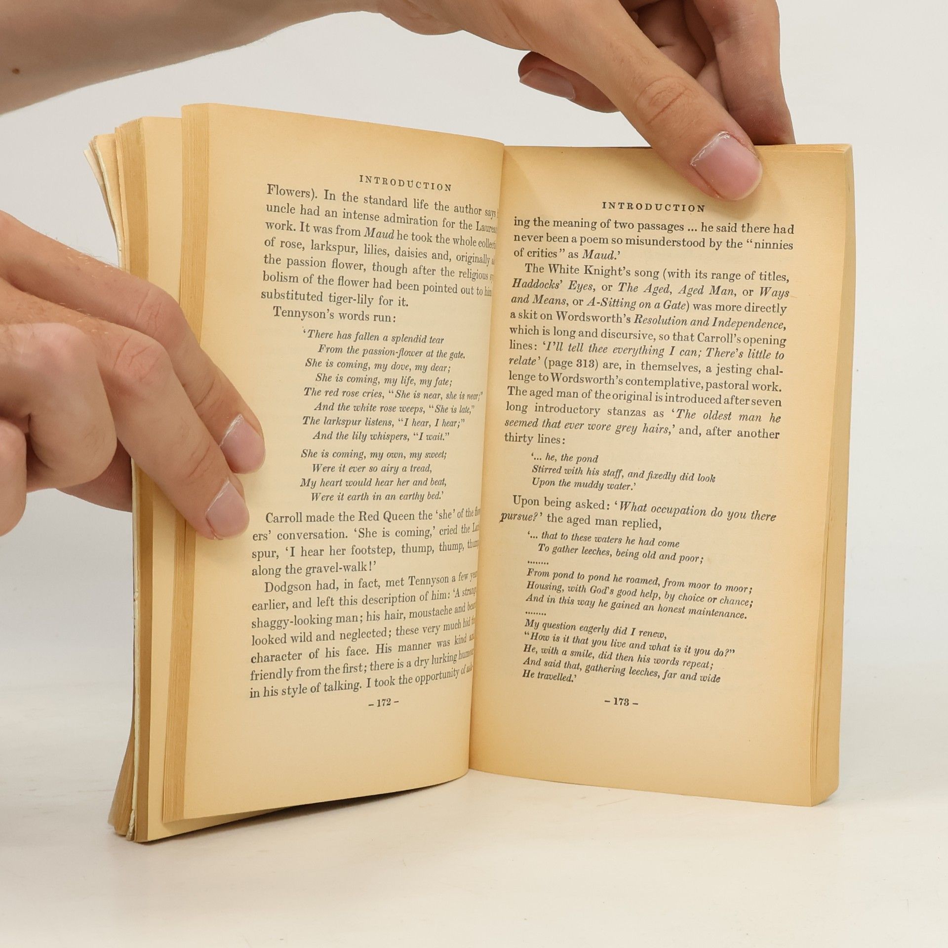 Lewis Carroll Alice's adventures in Wonderland and through the looking glass