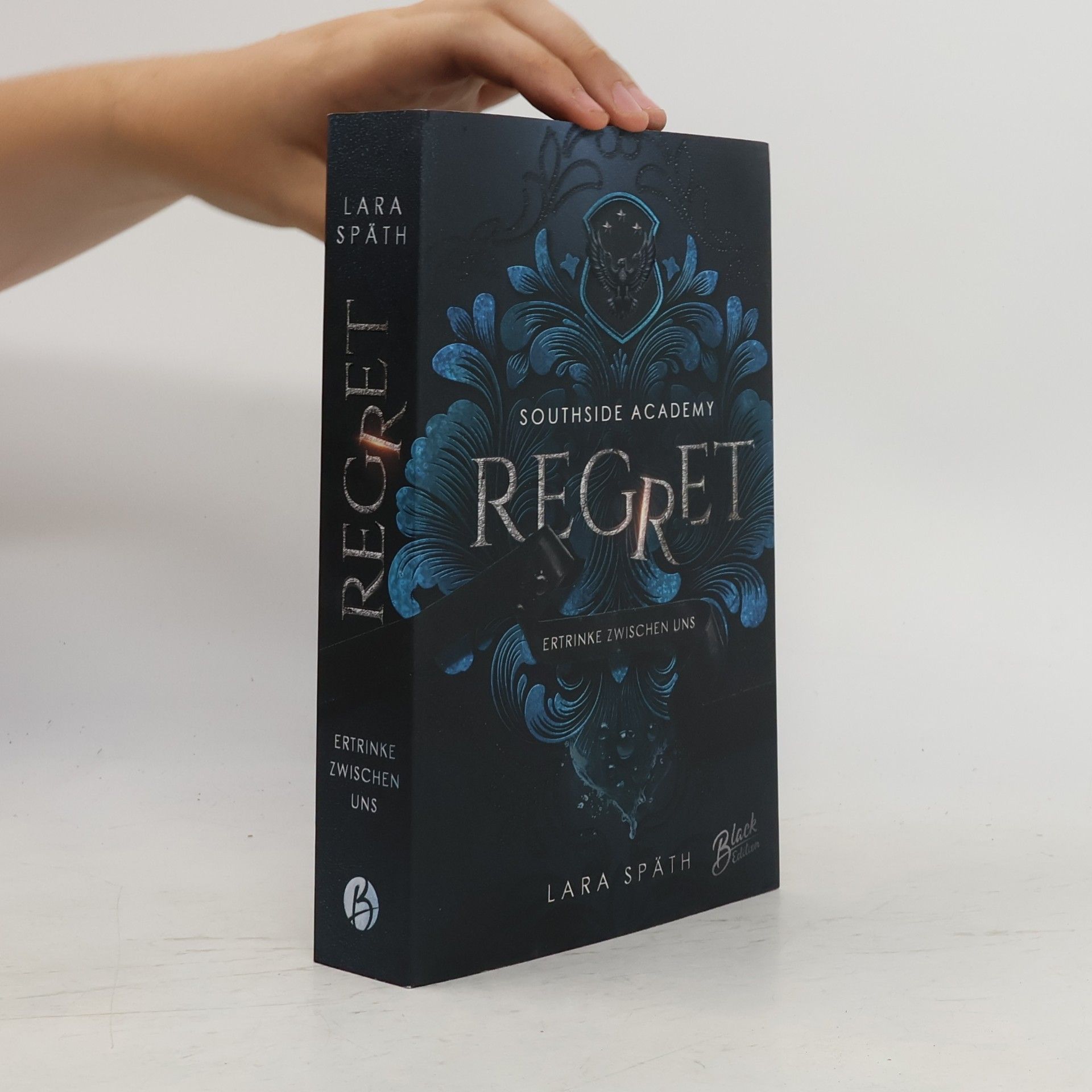 Lara Späth Regret