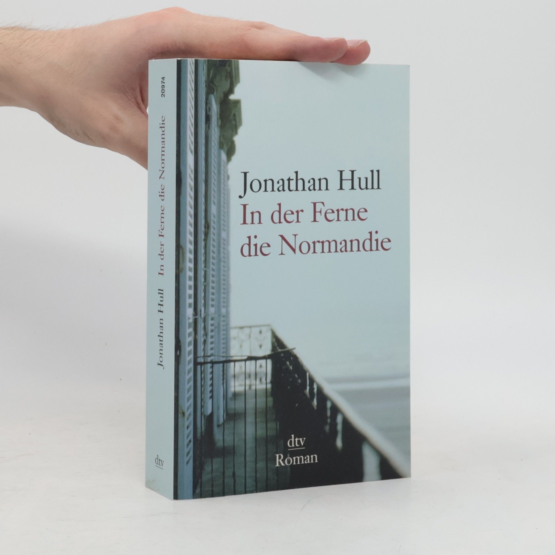 In der Ferne die Normandie