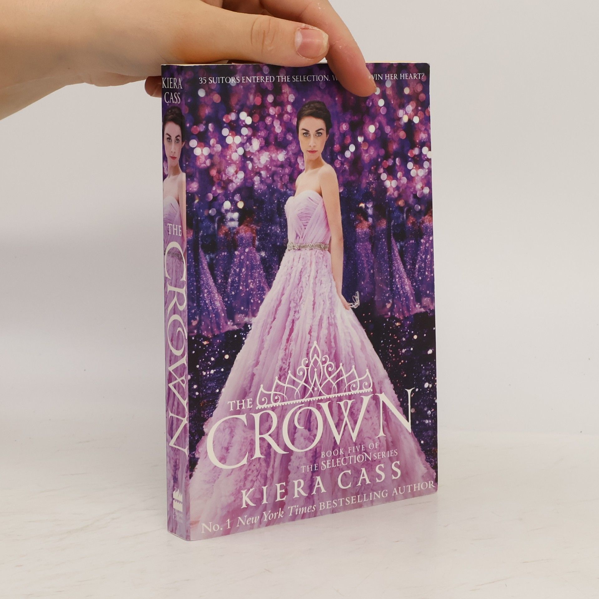 Kiera Cass The Crown. 5. díl