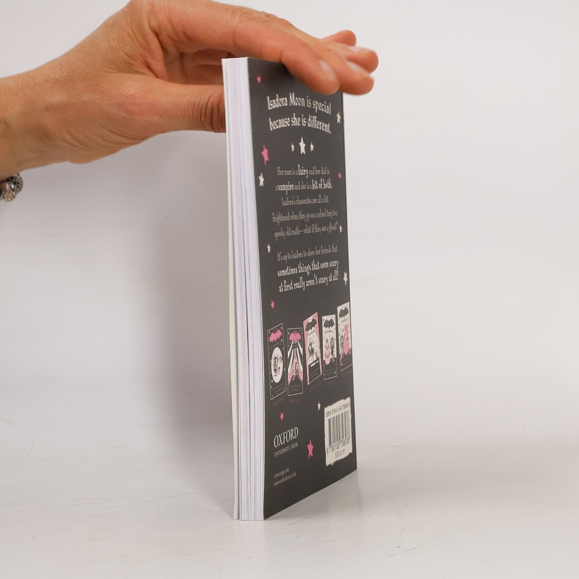 Harriet Muncaster Isadora Moon Goes on a School Trip
