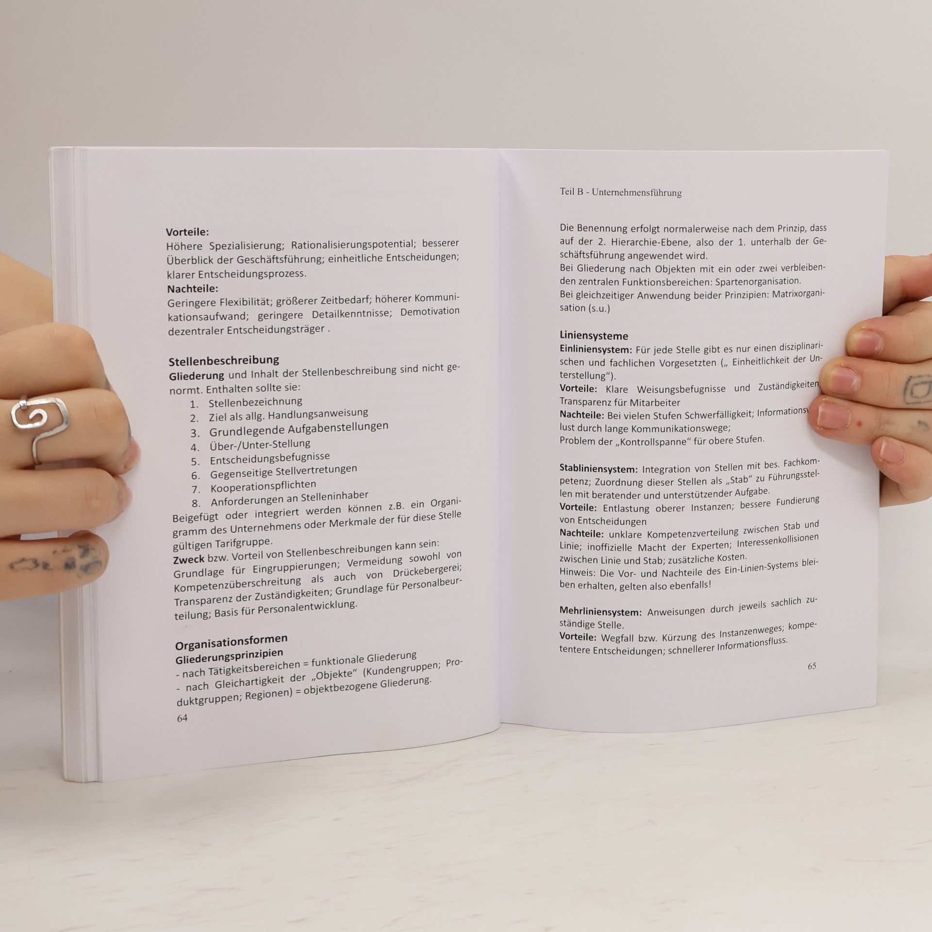 Reinhard Fresow Wirtschaftsfachwirte: Präsentation und Fachgespräch - Inklusive Prüfungswissen kompakt aus den Handlungsbereichen; Zusammensetzung der Prüfungsausschüsse, Themenbeispiele, Lösungshinweise, Medieneinsatz, Ablauf der Prüfungsgespräche