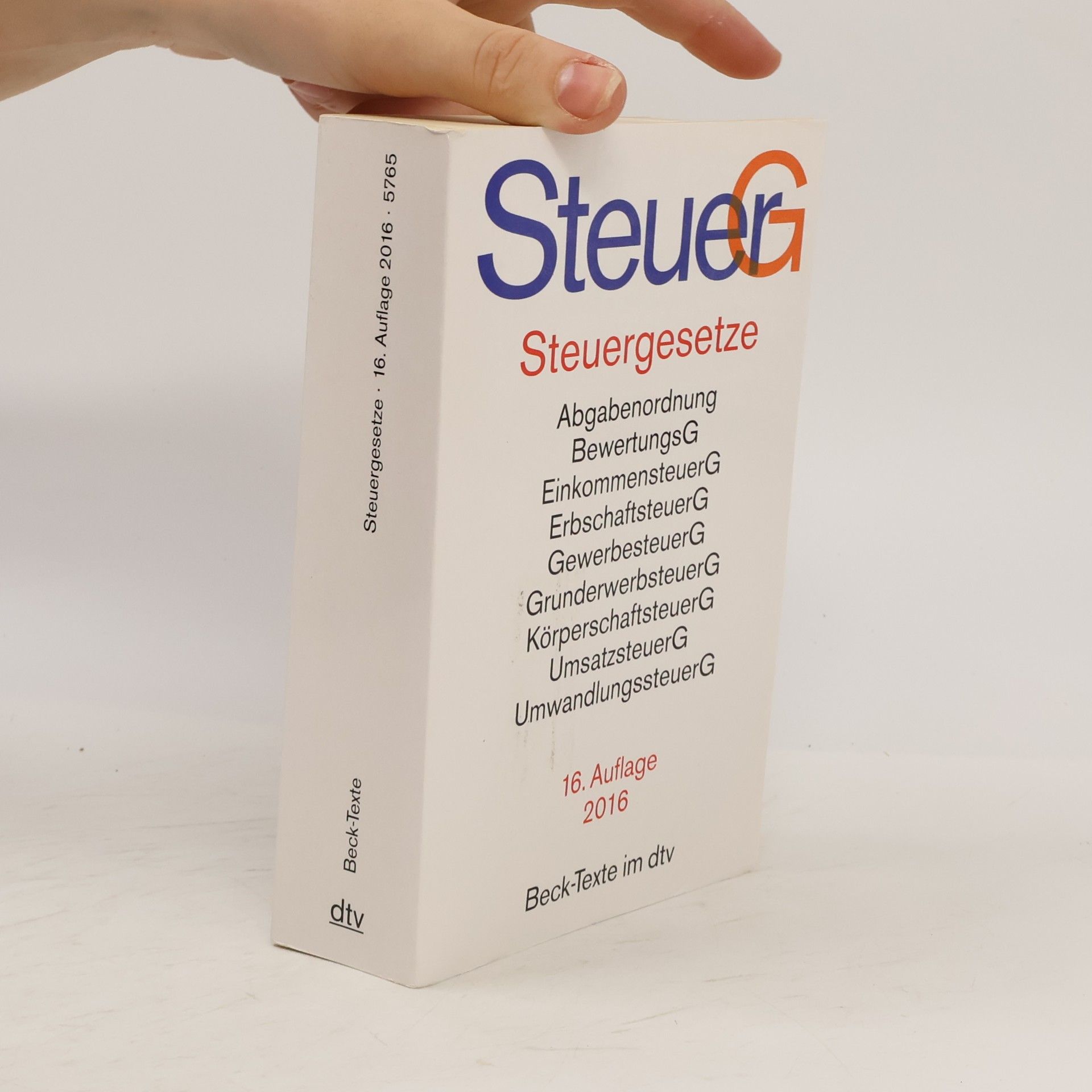 kolektiv Steuergesetze (SteuerG)