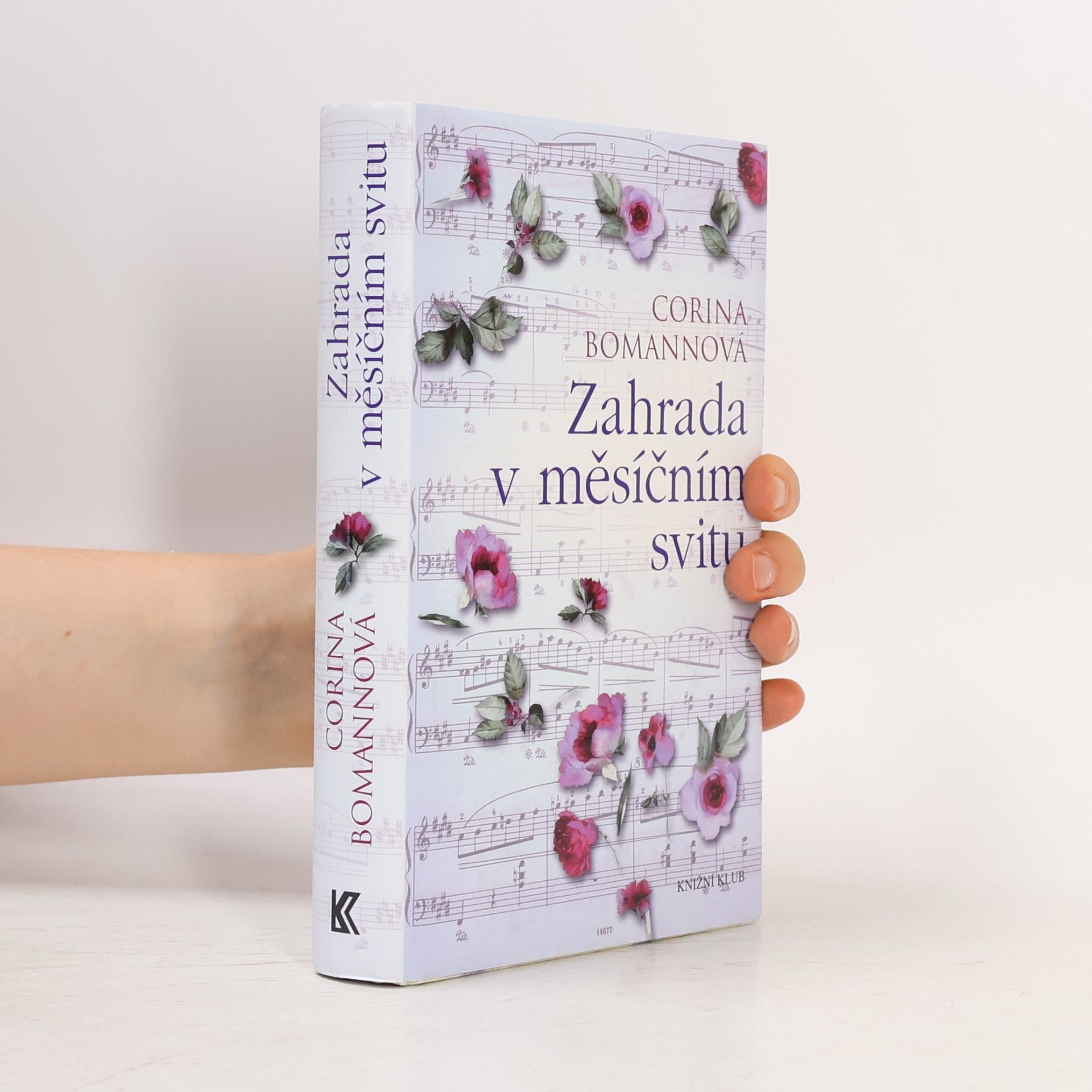 Corina Bomann Zahrada v měsíčním svitu