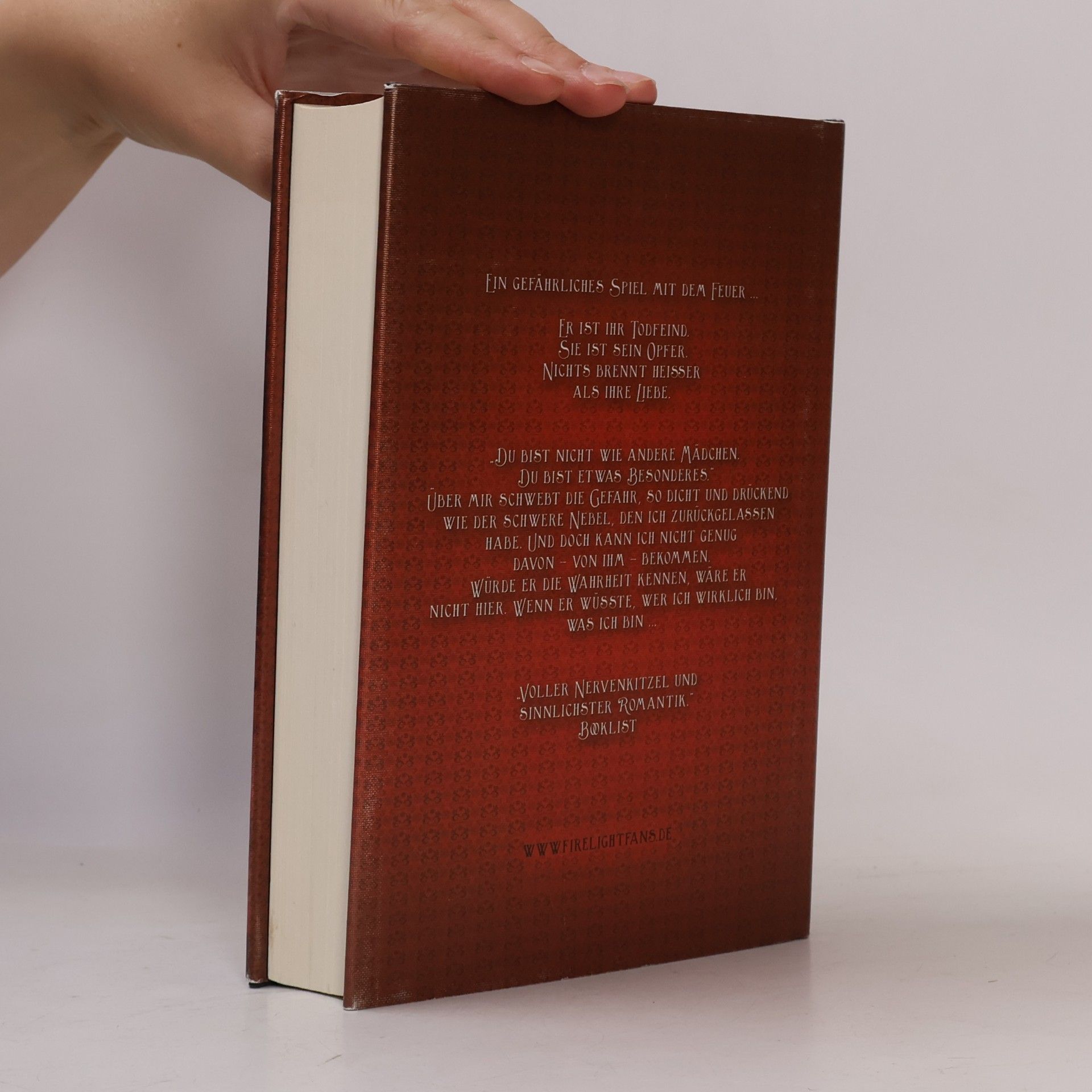 Sophie Jordan Firelight: Brennender Kuss
