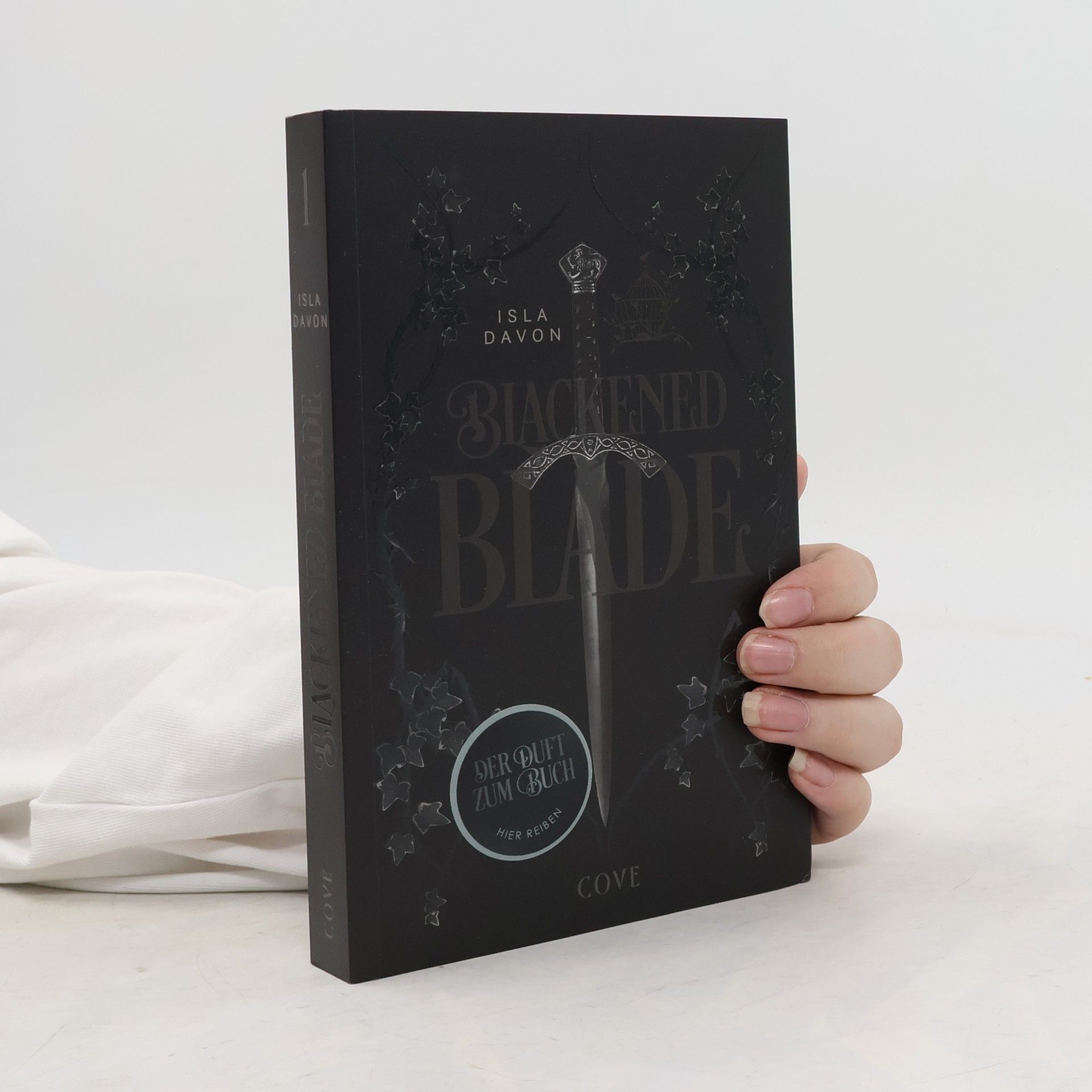Blackened Blade 1: The Blackened Blade