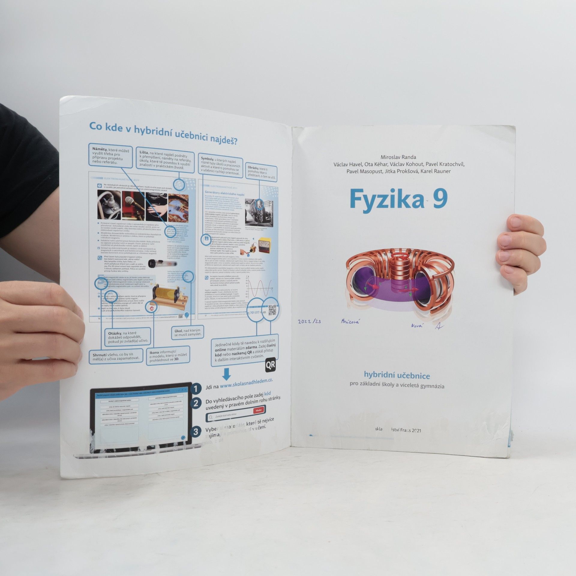 AA.VV. Fyzika 9