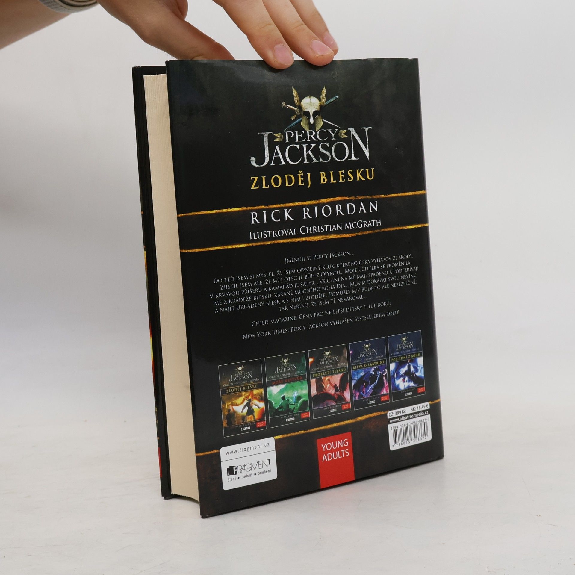 Rick Riordan Percy Jackson. Zloděj blesku