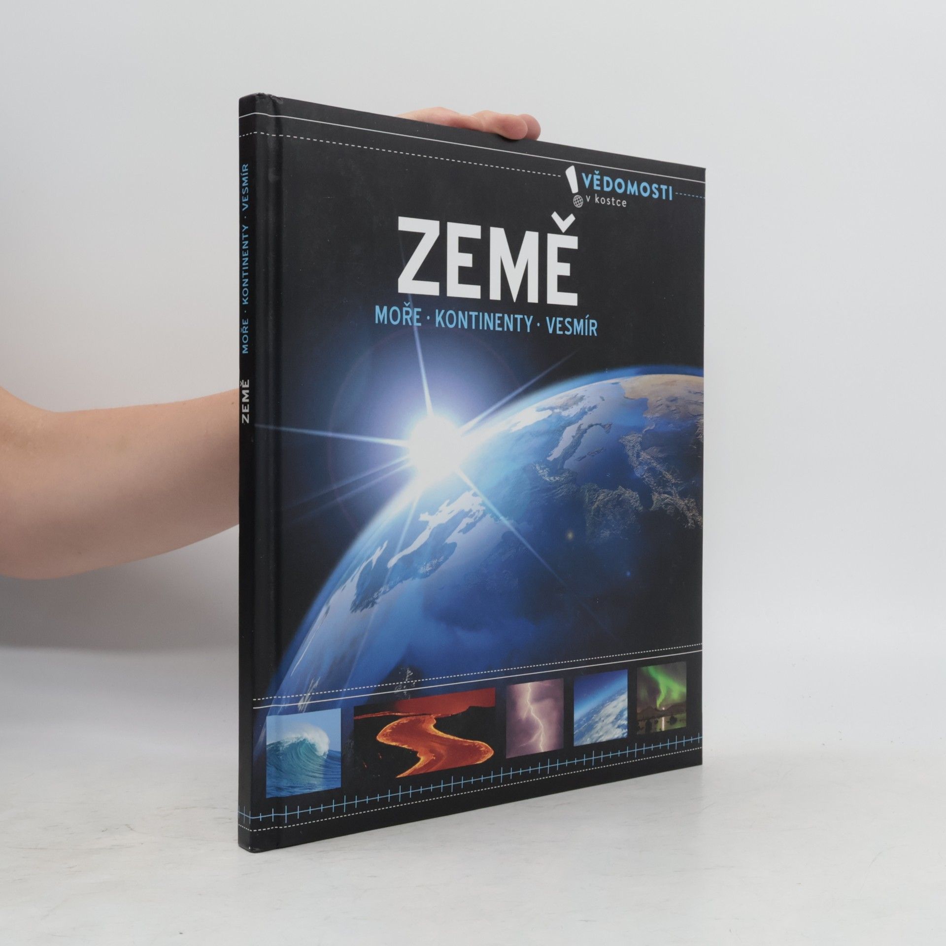 Auteurscollectief Země: moře, kontinenty, vesmír