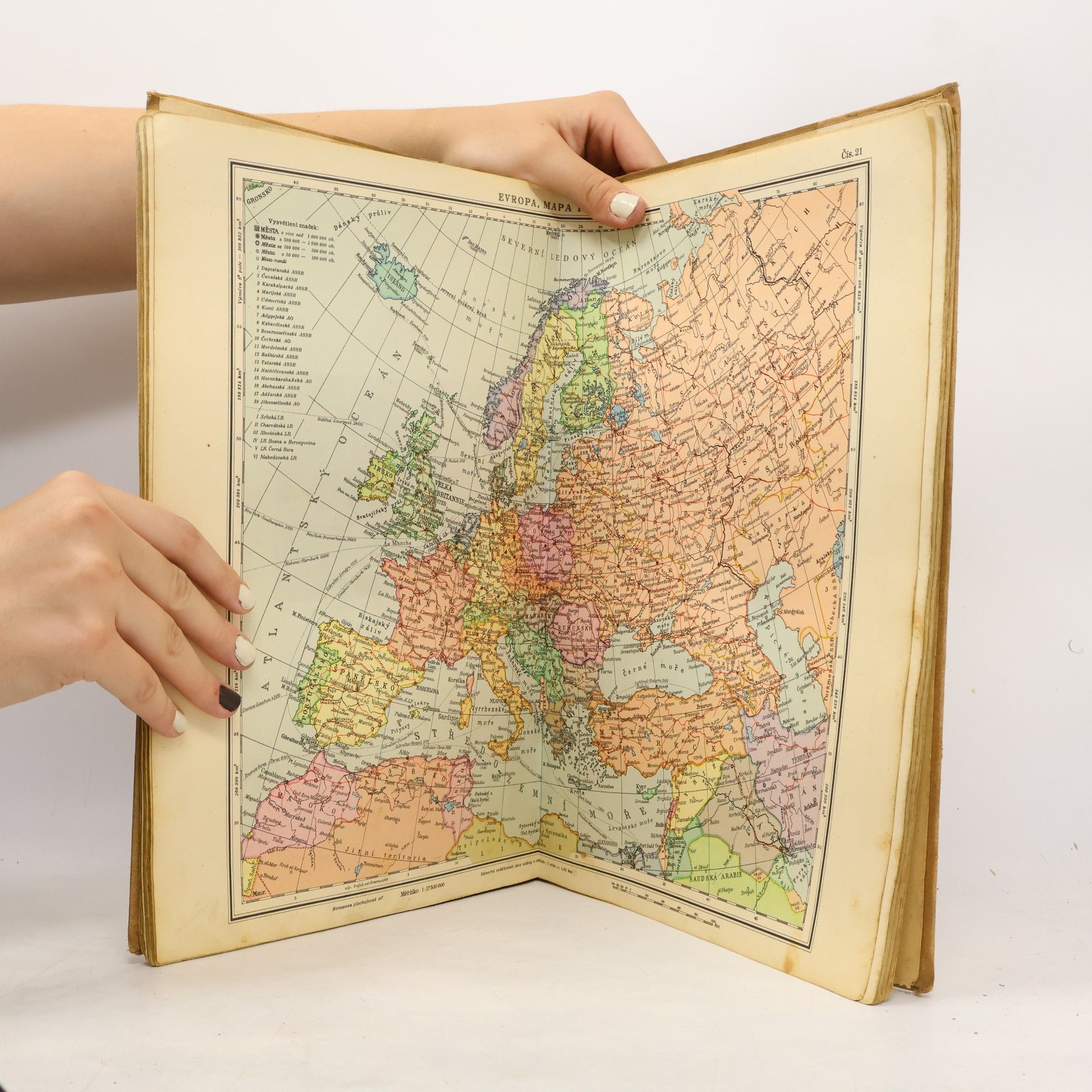 Bedřich Šalamon Školní zeměpisný atlas