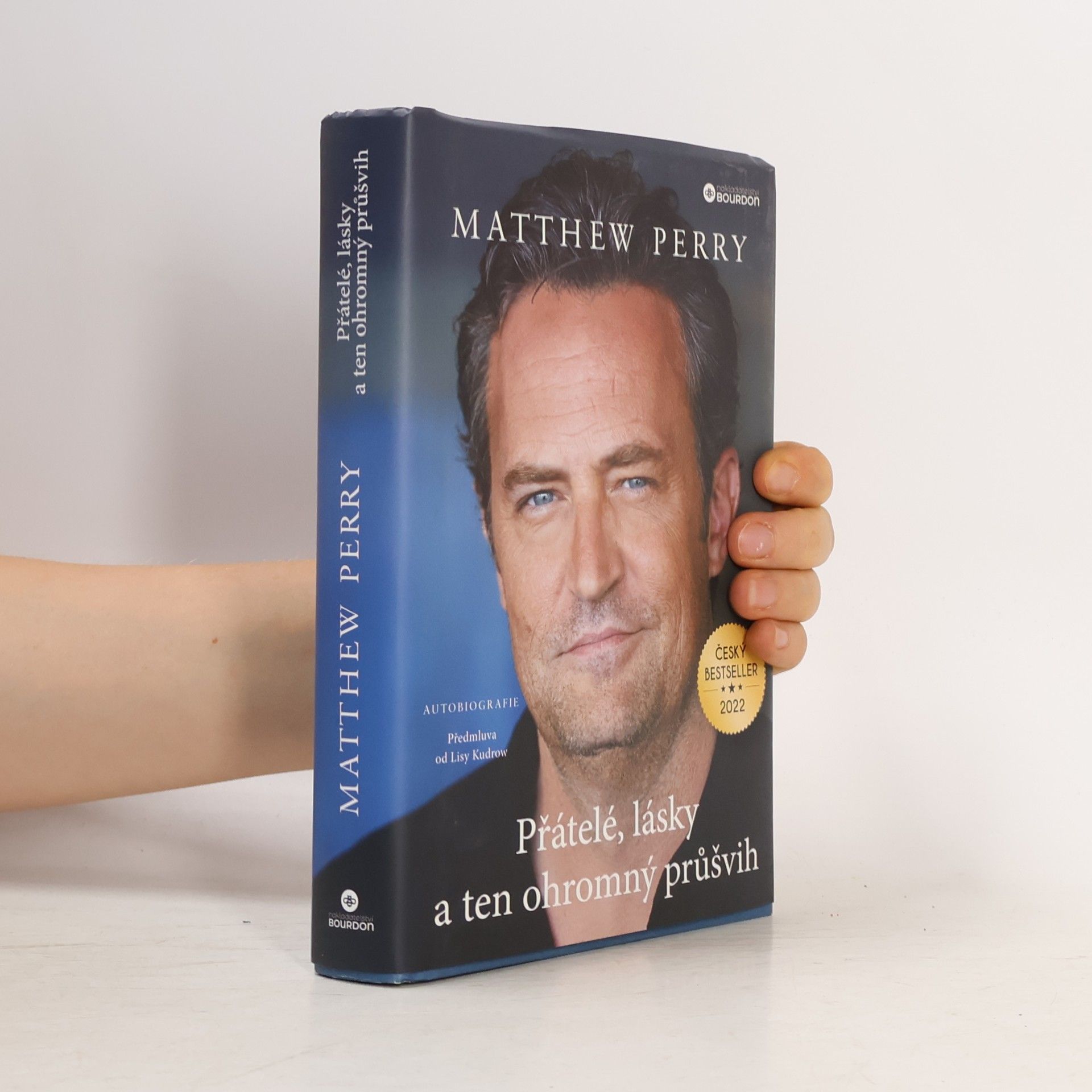 Matthew Perry Přátelé, lásky a ten ohromný průšvih