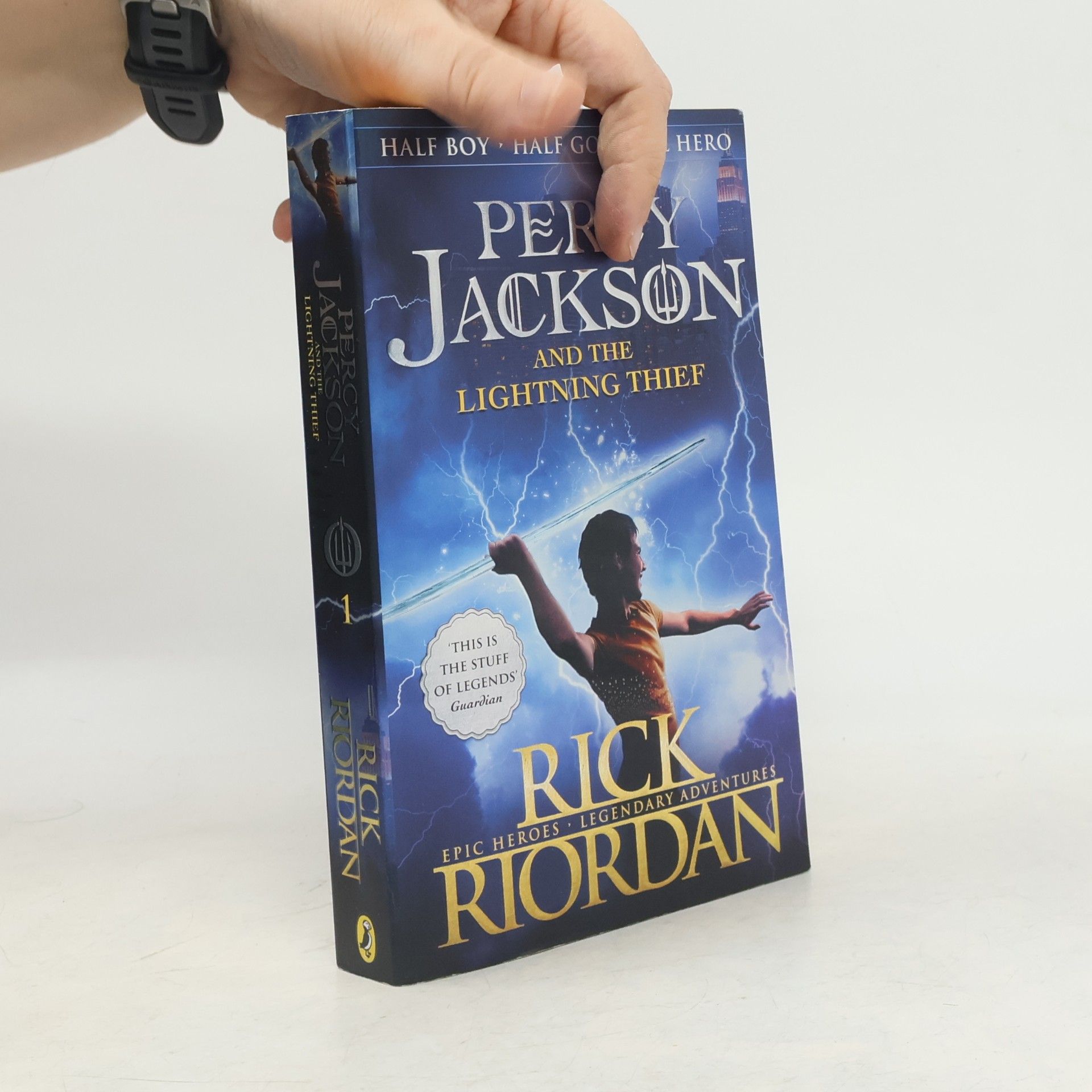 Rick Riordan Percy Jackson and the lightning thief