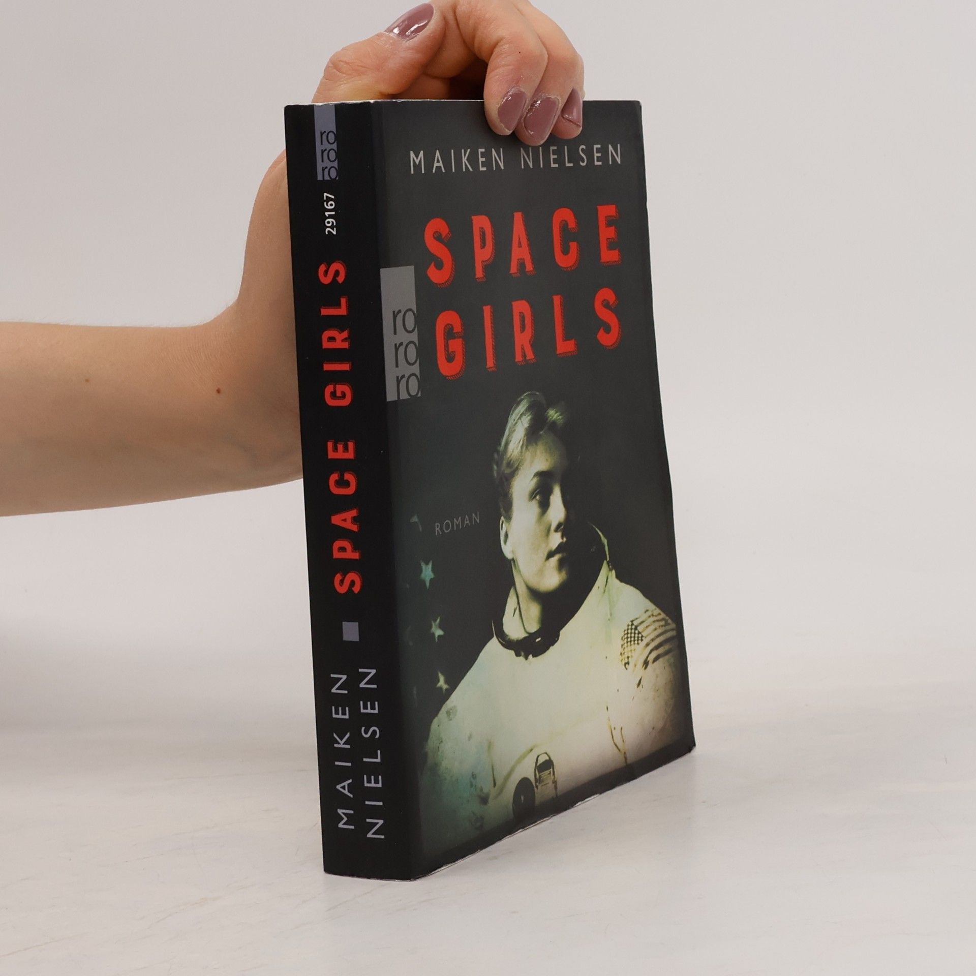 Maiken Nielsen Space Girls