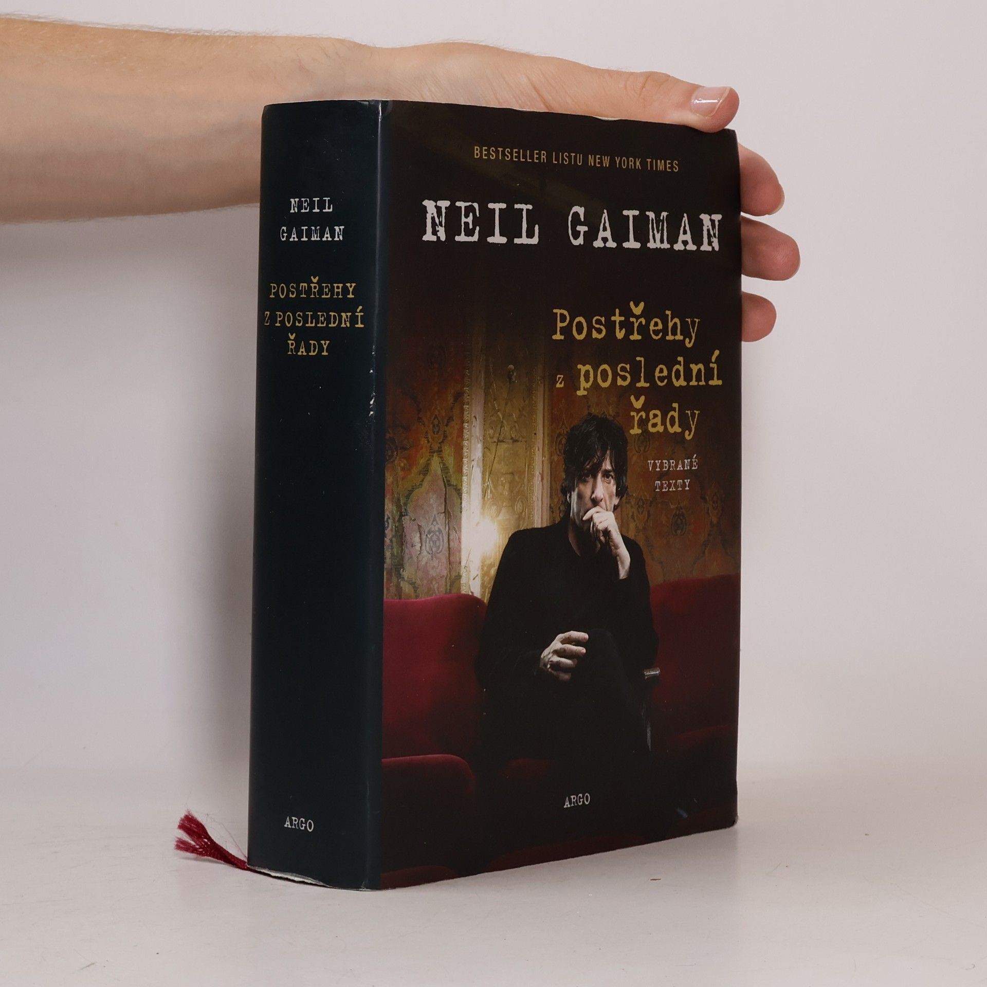 Neil Gaiman Postřehy z poslední řady: Vybrané texty