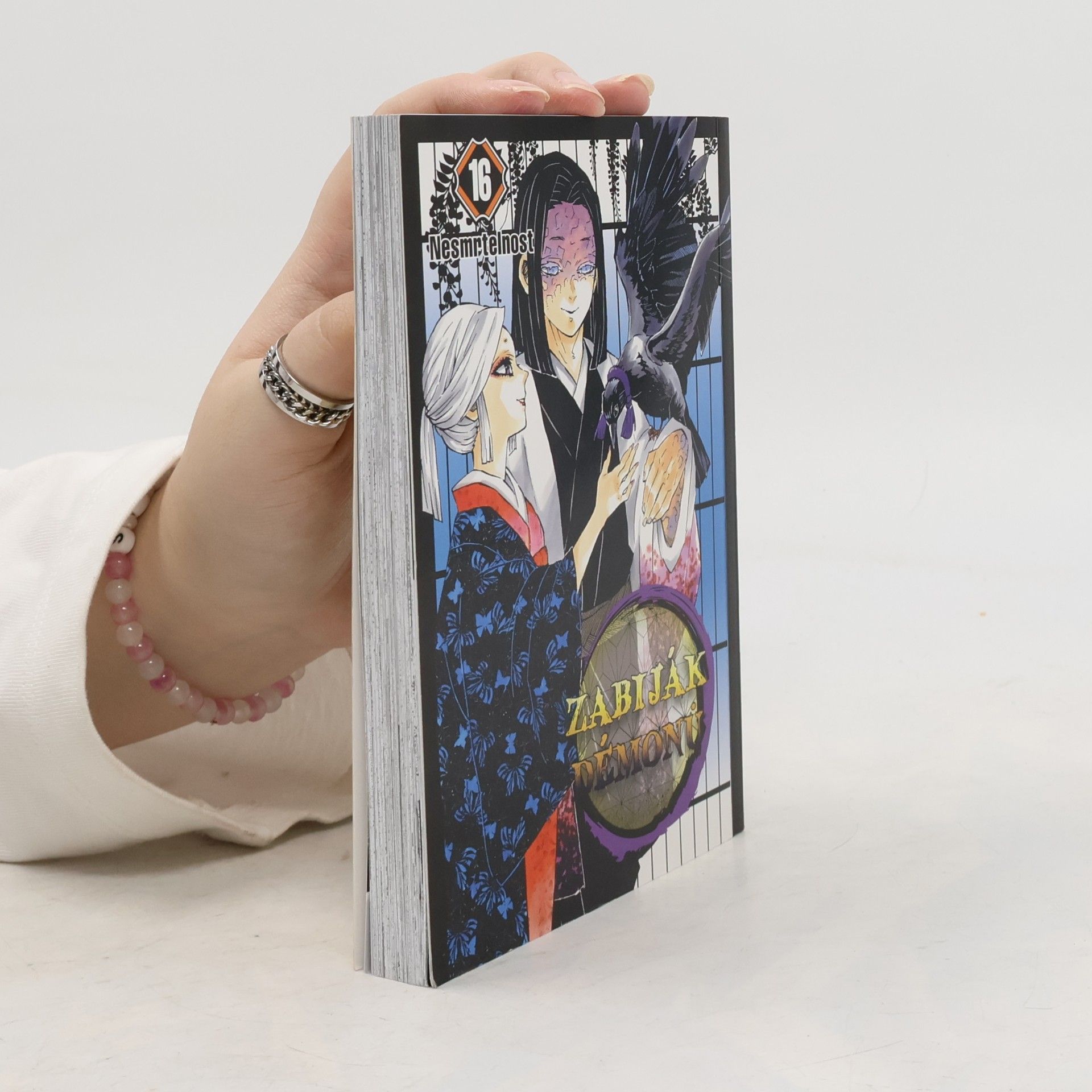 Koyoharu Gotōge Zabiják démonů 16. Nesmrtelnost