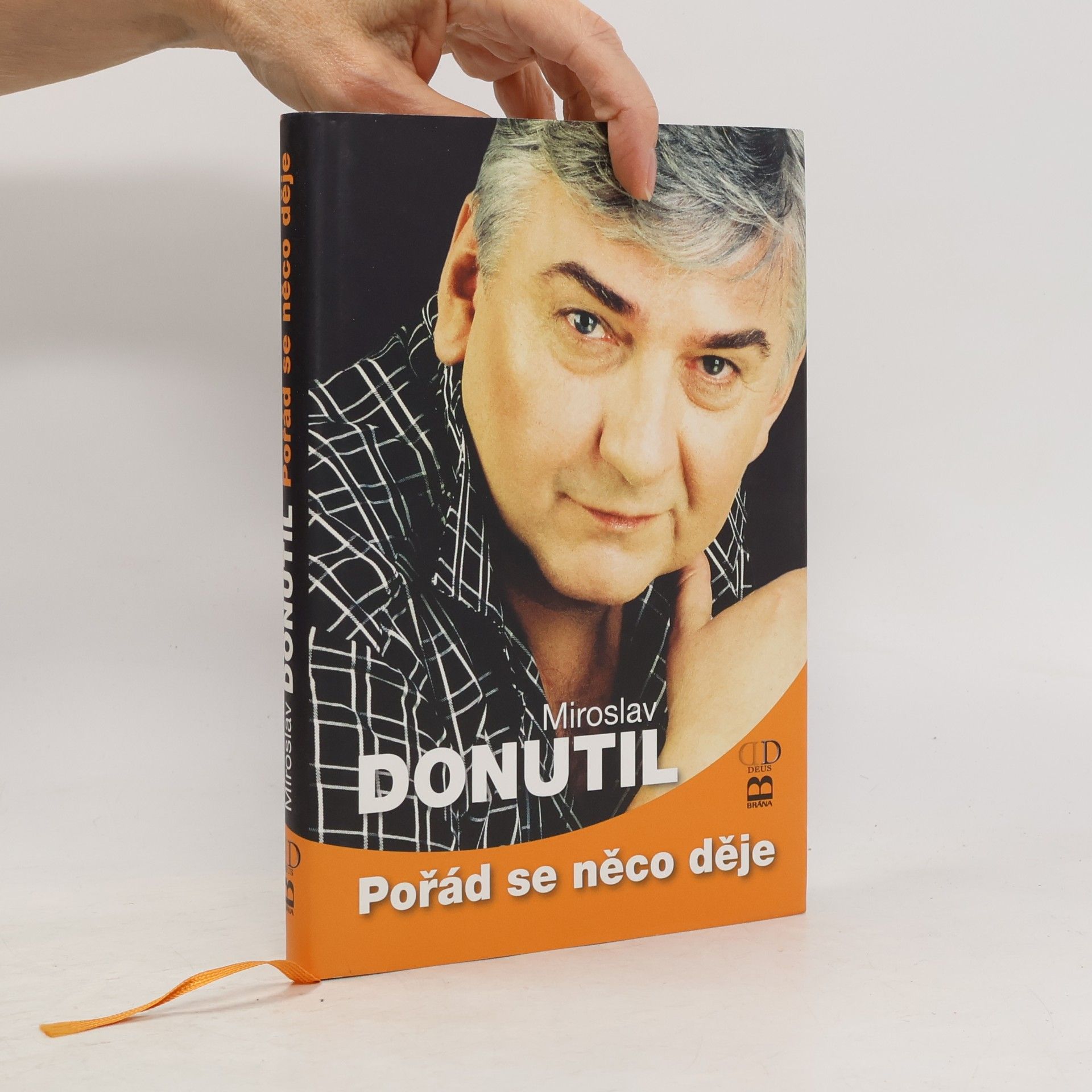 Miroslav Donutil Pořád se něco děje