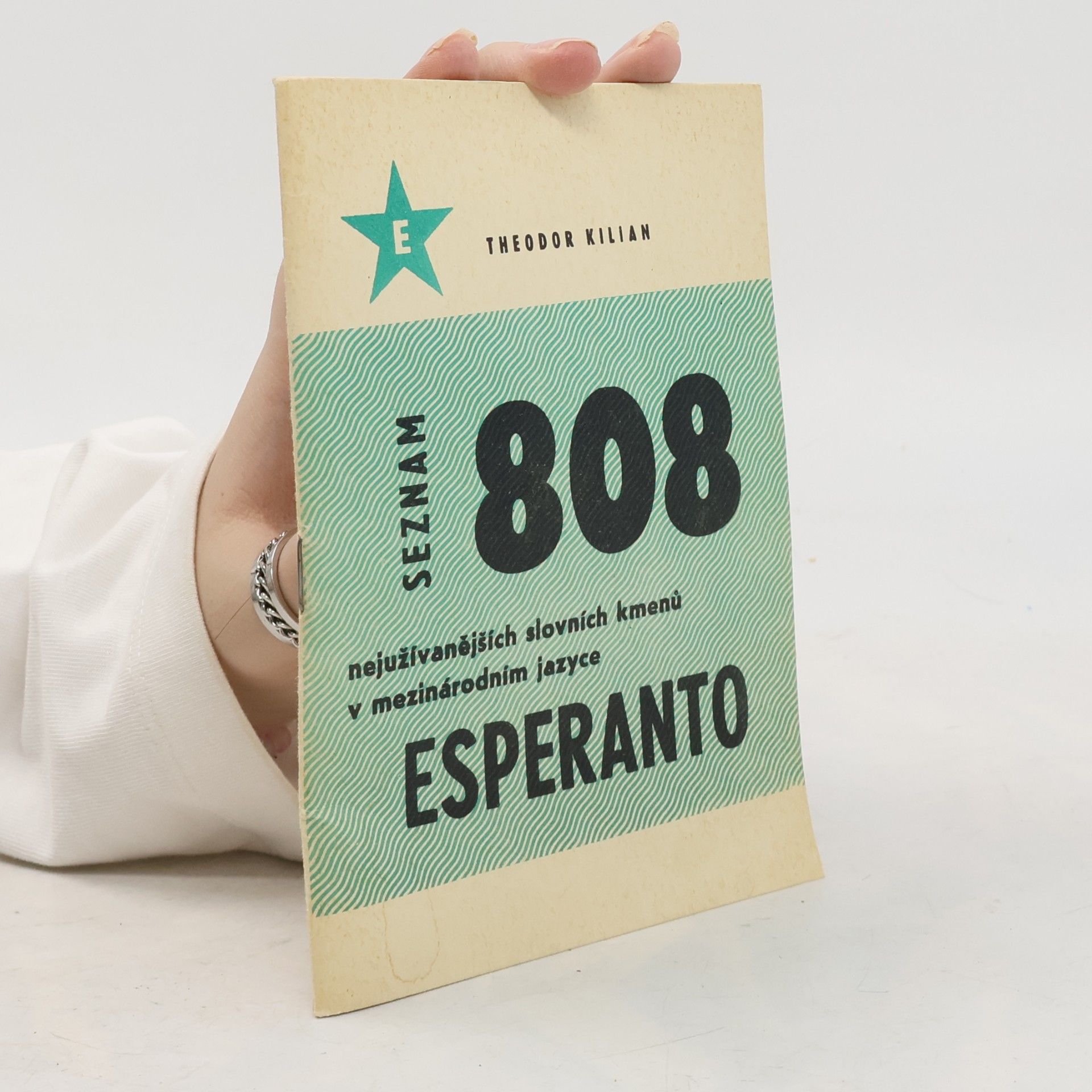 Seznam 808 nejužívanějších kmenů v mezinárodním jazyce esperanto