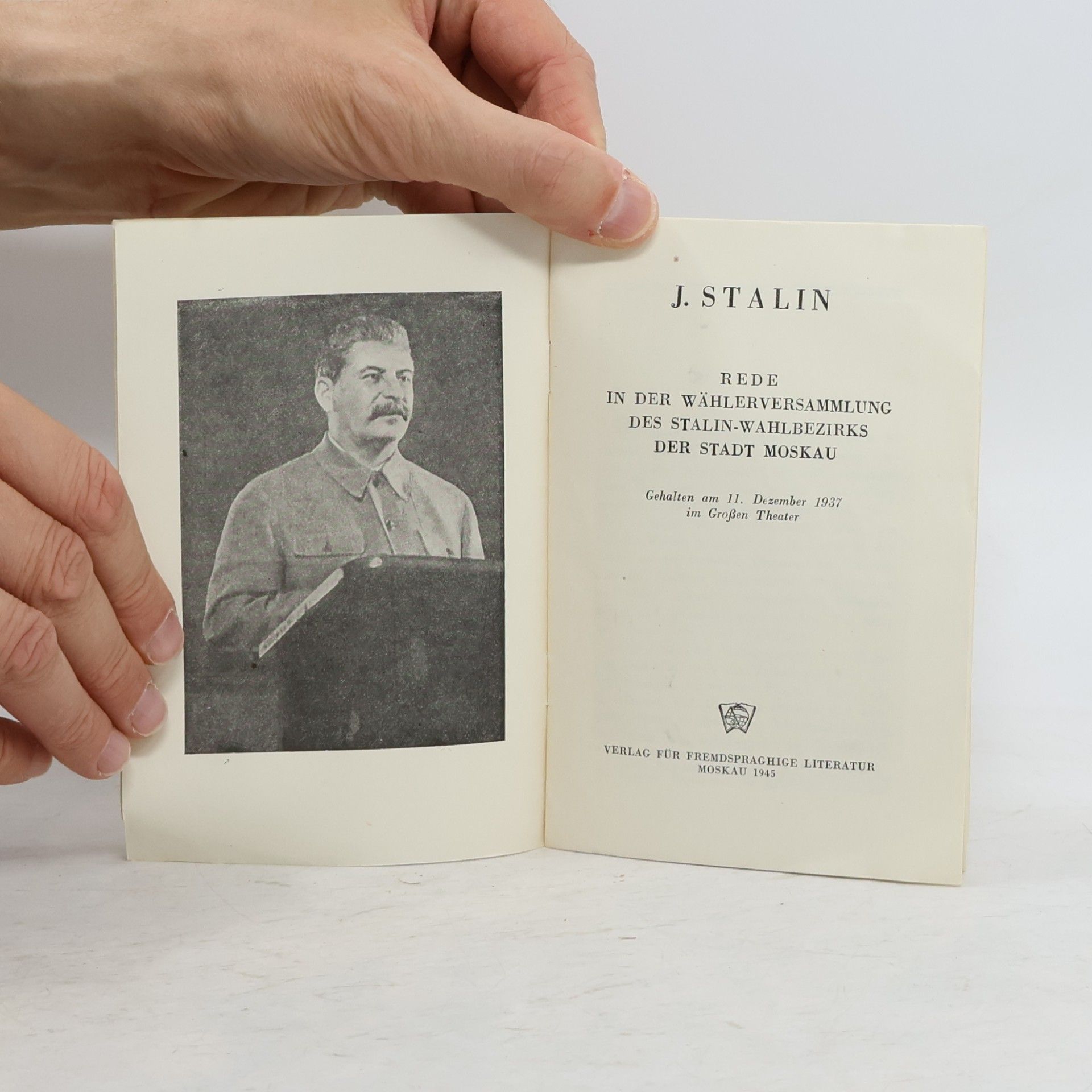 Josif Stalin Rede in der Wählerversammlung des Stalin-Wahlbezirks der Stadt Moskau