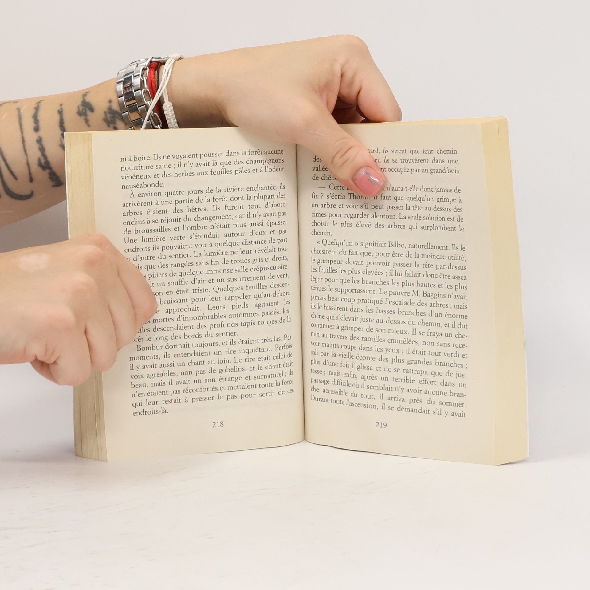 J. R. R. Tolkien Livre de Poche: Bilbo le Hobbit - texte intégral