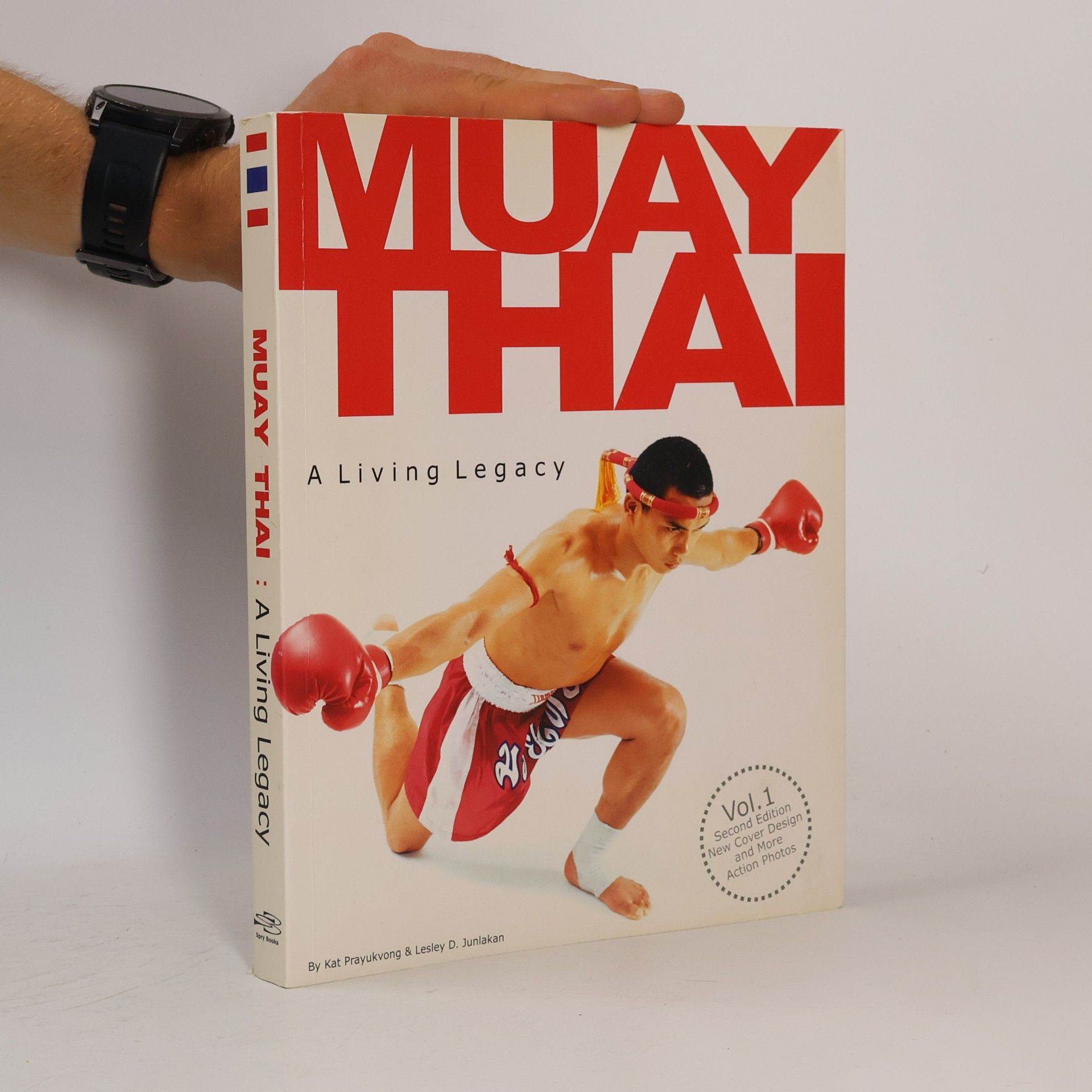 Kat Prayukvong Muay Thai