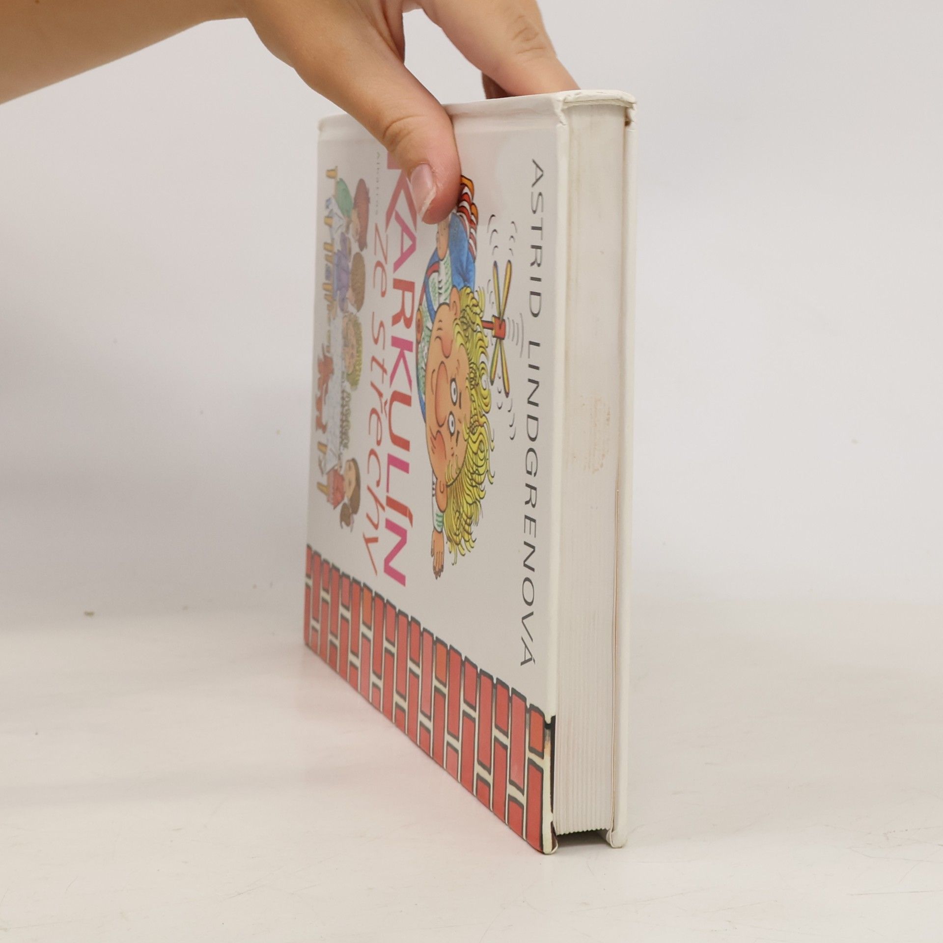 Astrid Lindgren Karkulín ze střechy