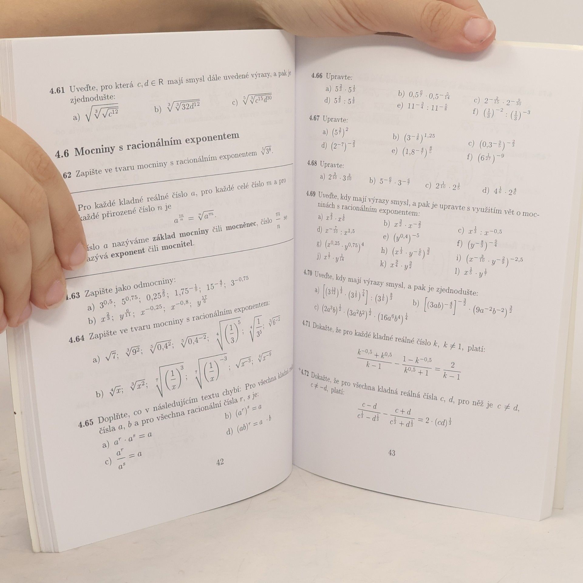 Oldřich Odvárko Sbírka úloh z matematiky pro gymnázia. Funkce