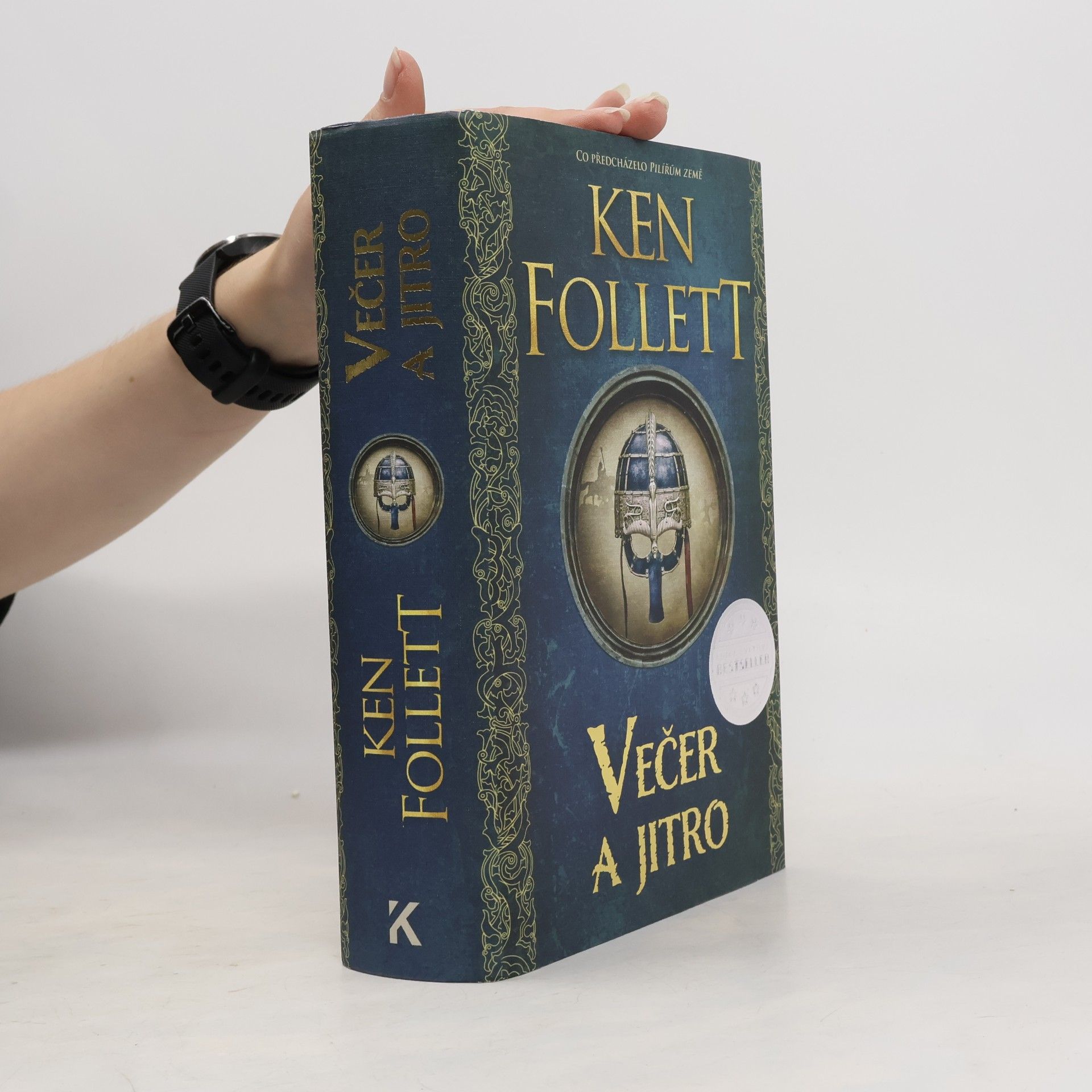 Ken Follett Večer a jitro